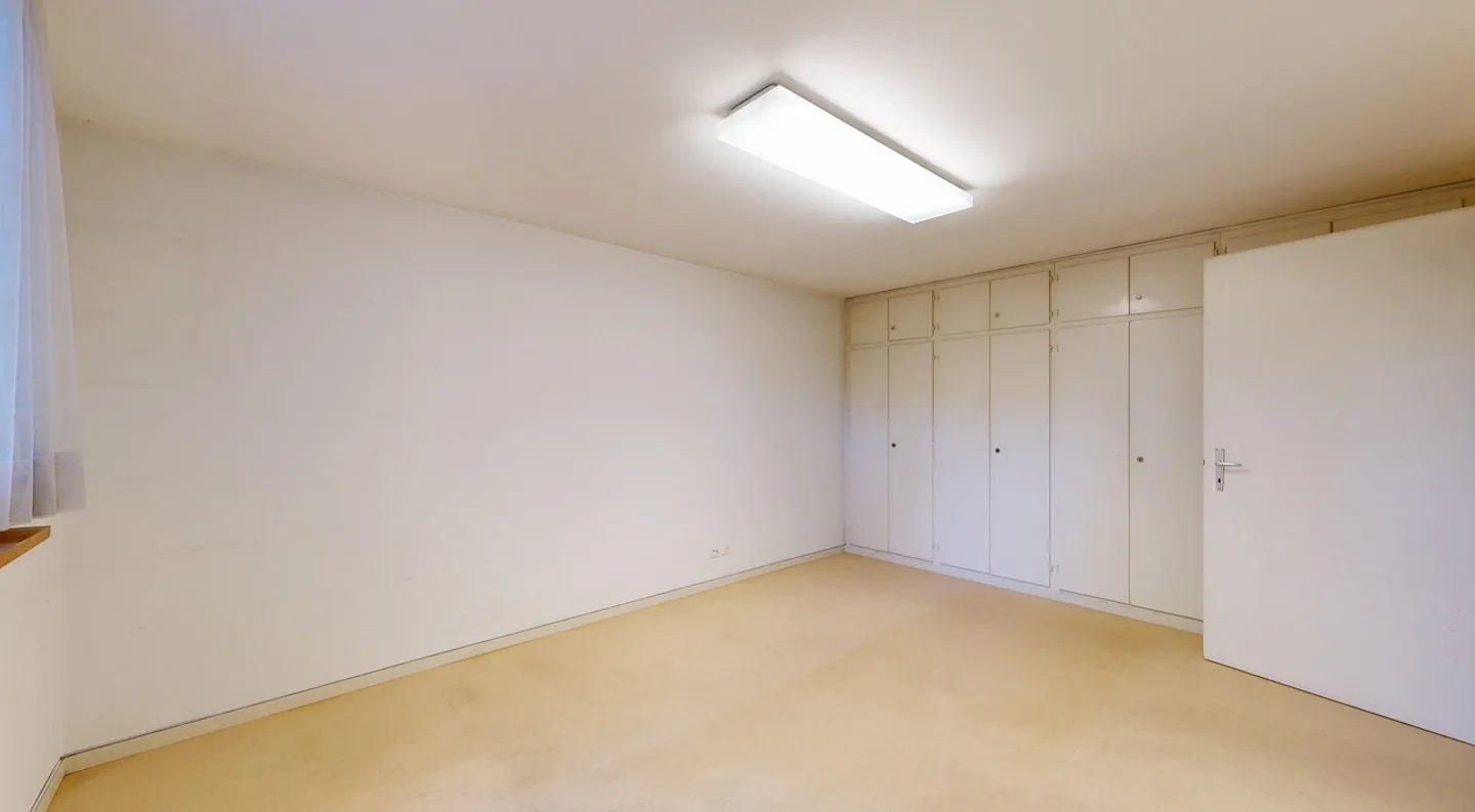 Charmantes 6.5-Zimmer-Doppeleinfamilienhaus an attraktiver Lage - Photo 14 of 17