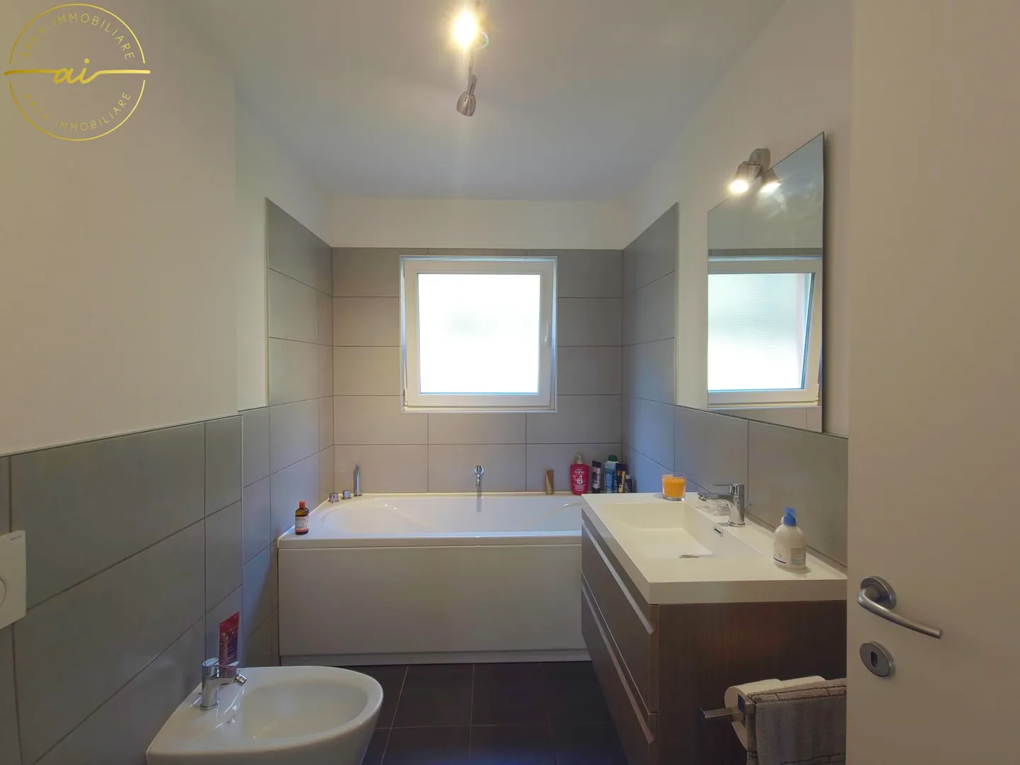 Appartamento luminoso 3.5 locali - Foto 8 di 10