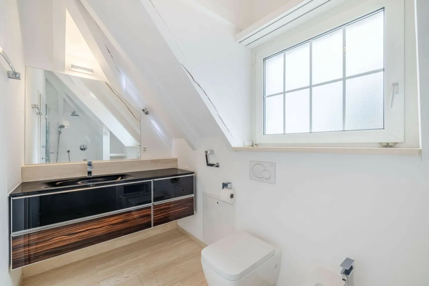 Charmante Maisonette mit Seesicht - Foto 2 von 18