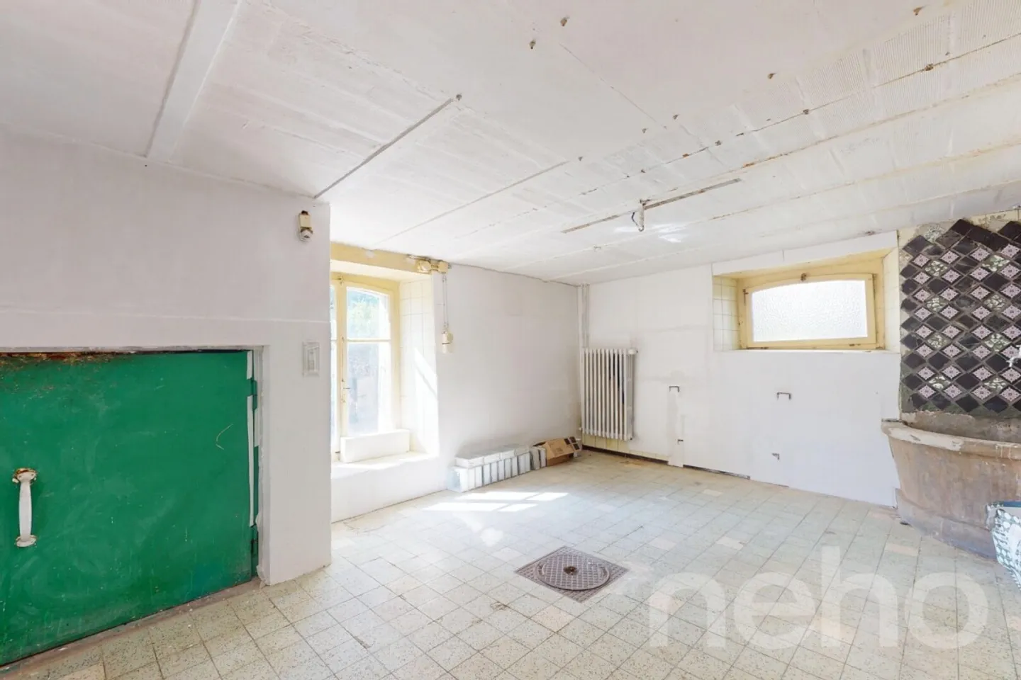 Immeuble unique à rénover - Propriété lumineuse aux volumes généreux - Photo 11 sur 12