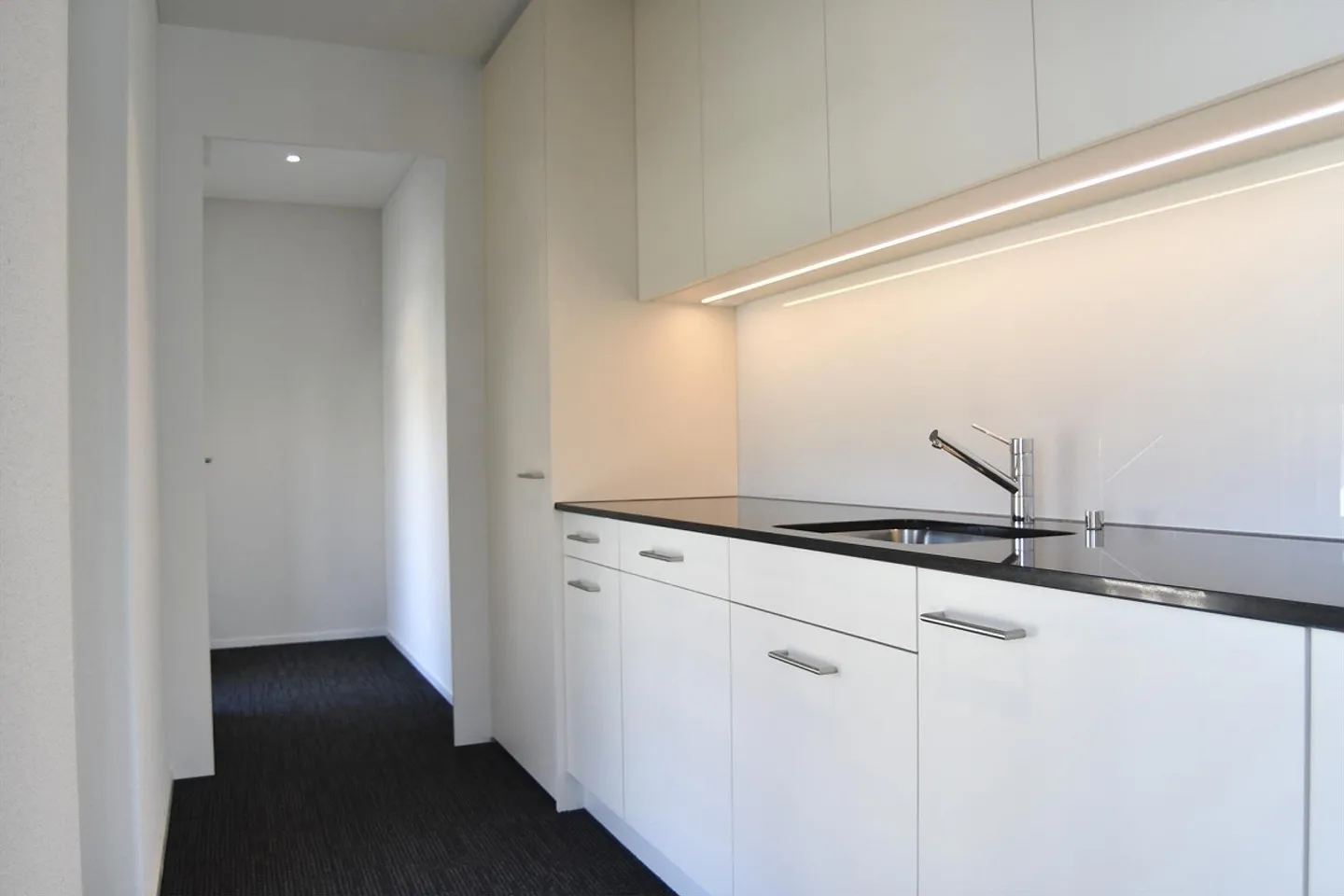 Zentrales Büro für Startups - Foto 5 von 14
