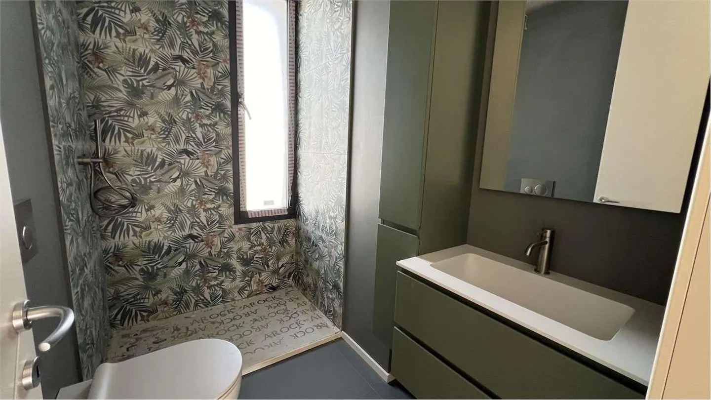 Appartamento moderno con giardino privato - Foto 7 di 13