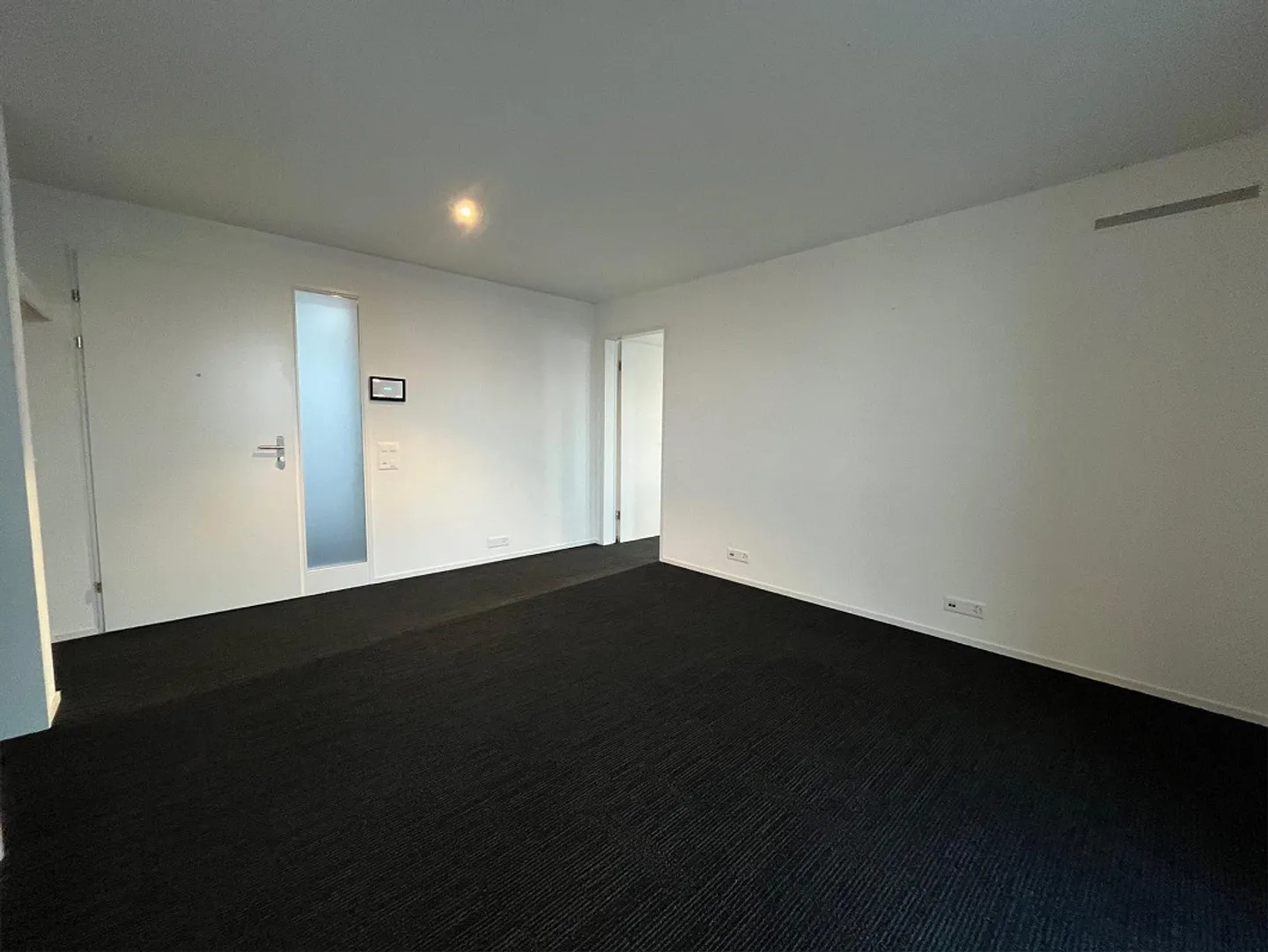 Zentrales Büro für Startups - Foto 9 von 14