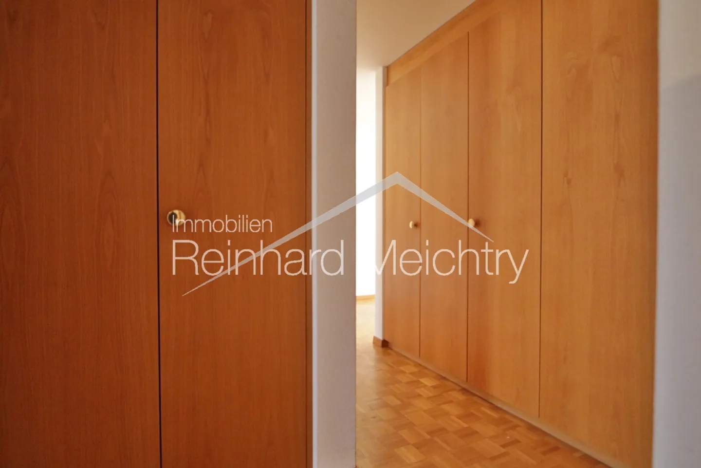 3.5 Room Penthouse Apartment in the Center of Visp for Rent - Photo 25 of 30