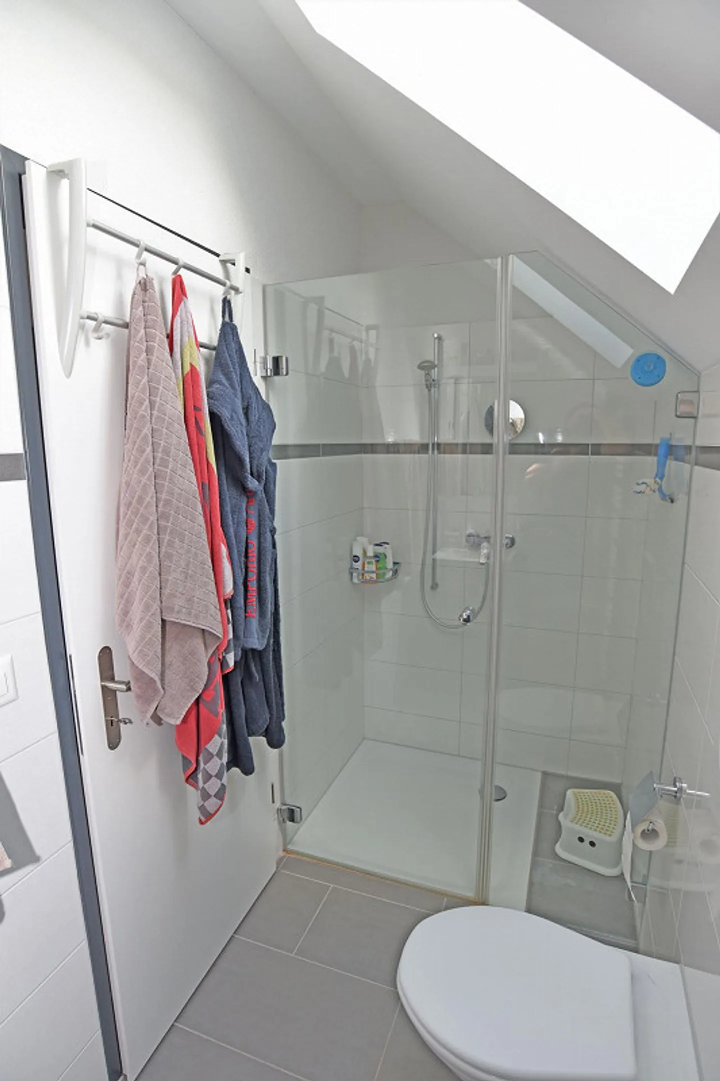 Appartement de 2,5 pièces à louer, situé au calme - Photo 3 sur 6