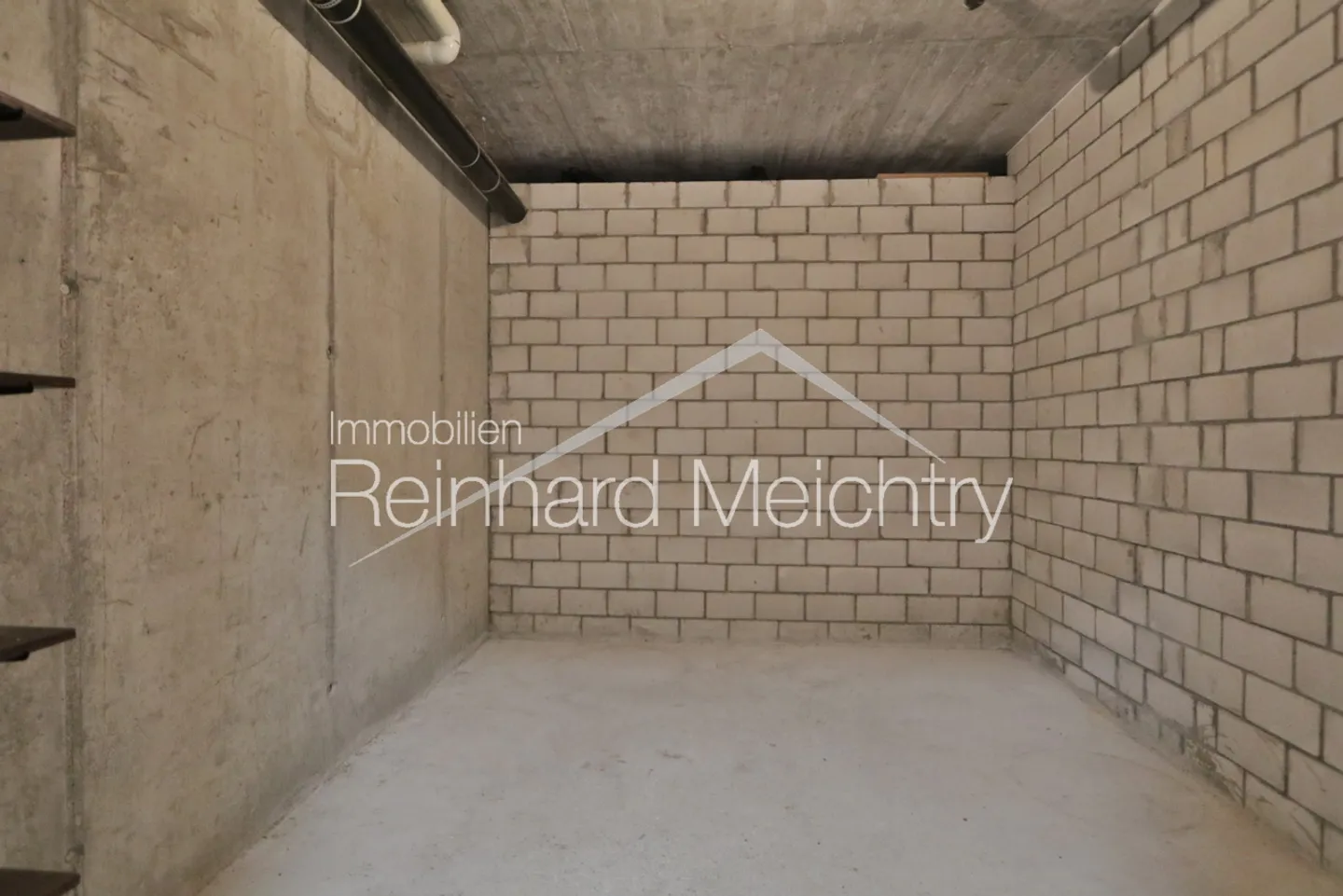 3.5 Room Penthouse Apartment in the Center of Visp for Rent - Photo 30 of 30