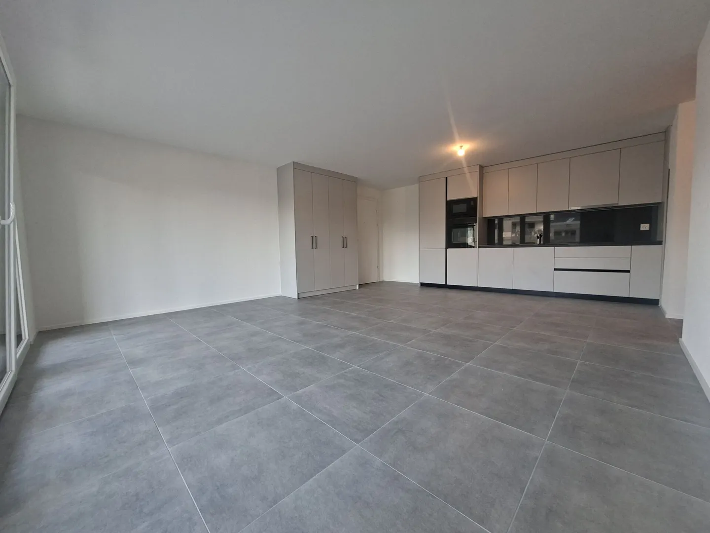 Appartement moderne 2.5 pièces - Photo 1 sur 6