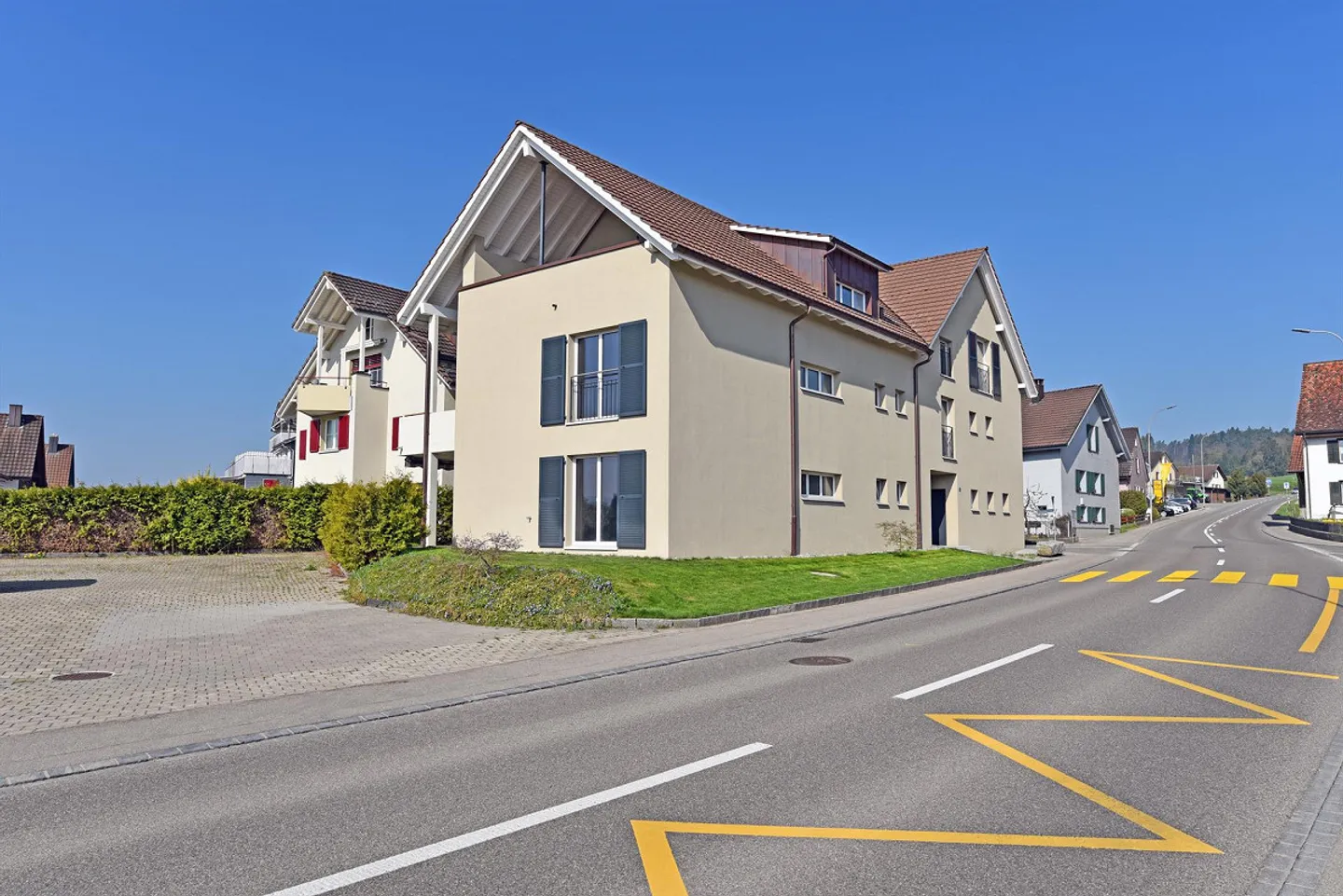 Appartement de 2,5 pièces à louer, situé au calme - Photo 1 sur 6