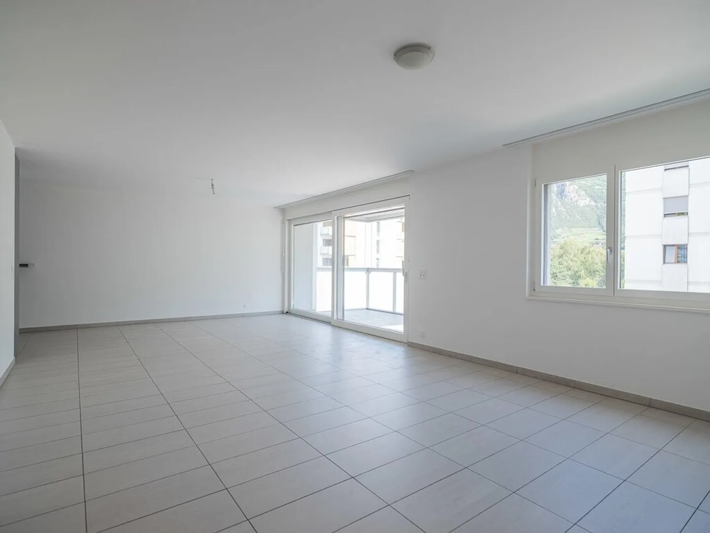 Appartement Sion - 4.5 pièces - Photo 3 sur 12
