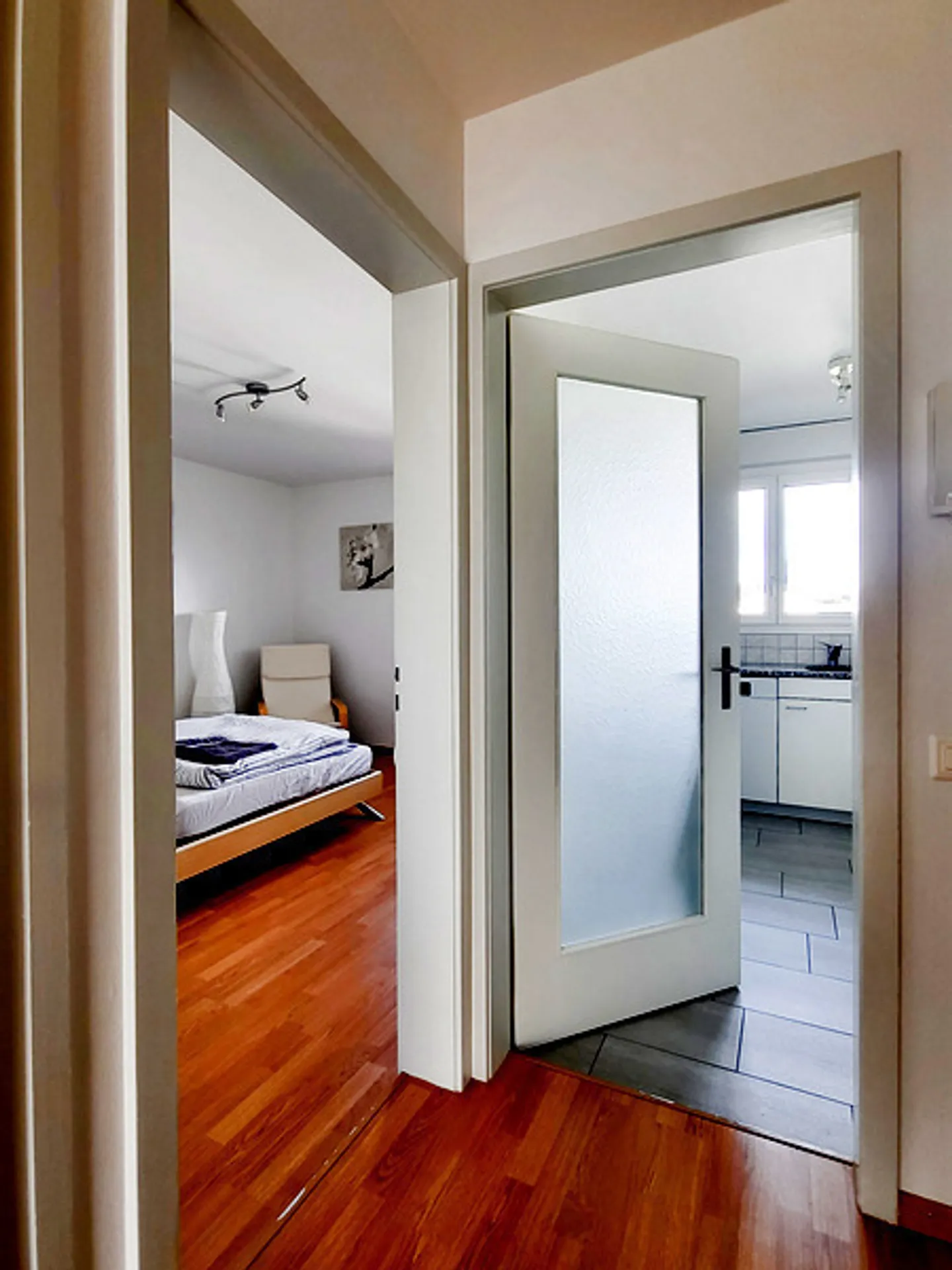 3½ ROOM APARTMENT IN BERN - WEISSENBÜHL, FURNISHED - Photo 7 of 9