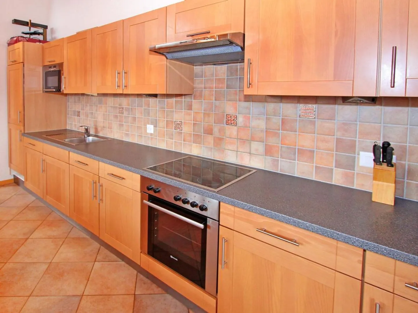 Geräumiges Chalet in zentraler Lage - Foto 7 von 13