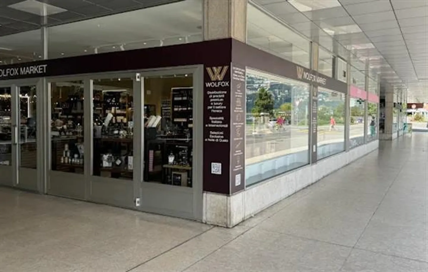 Lugano: Commerce / Store 1 Room - Photo 2 of 5