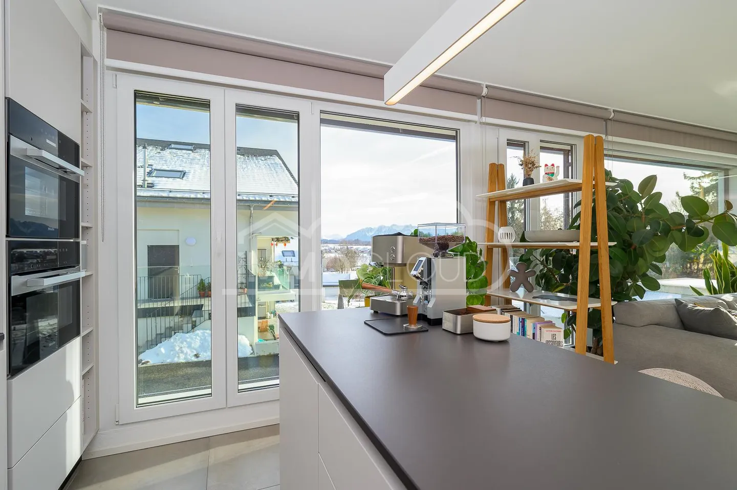 Appartamento moderno con terrazza - Foto 6 di 12