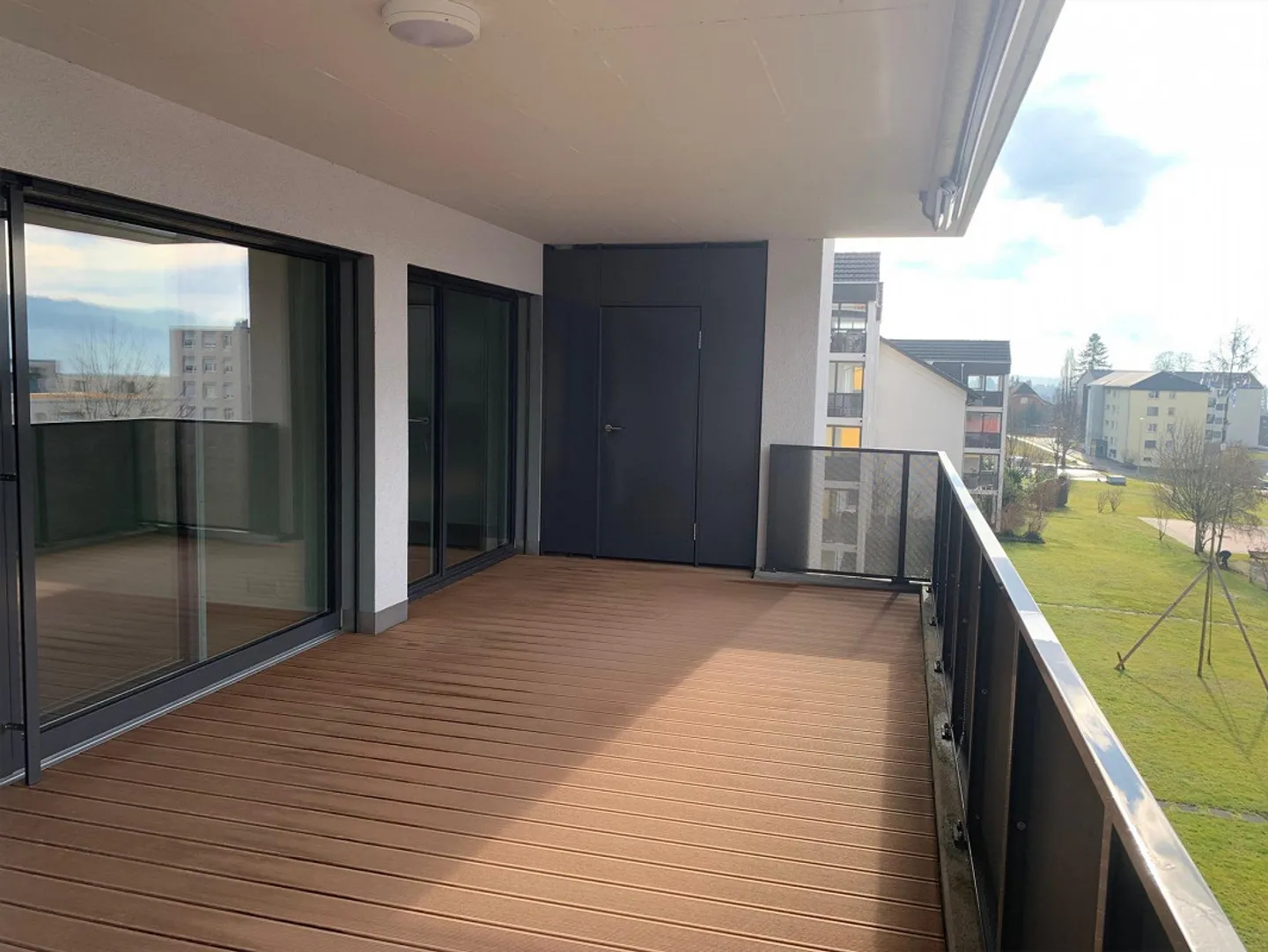 Geräumige helle Familienwohnung mit Balkon - Foto 6 von 8
