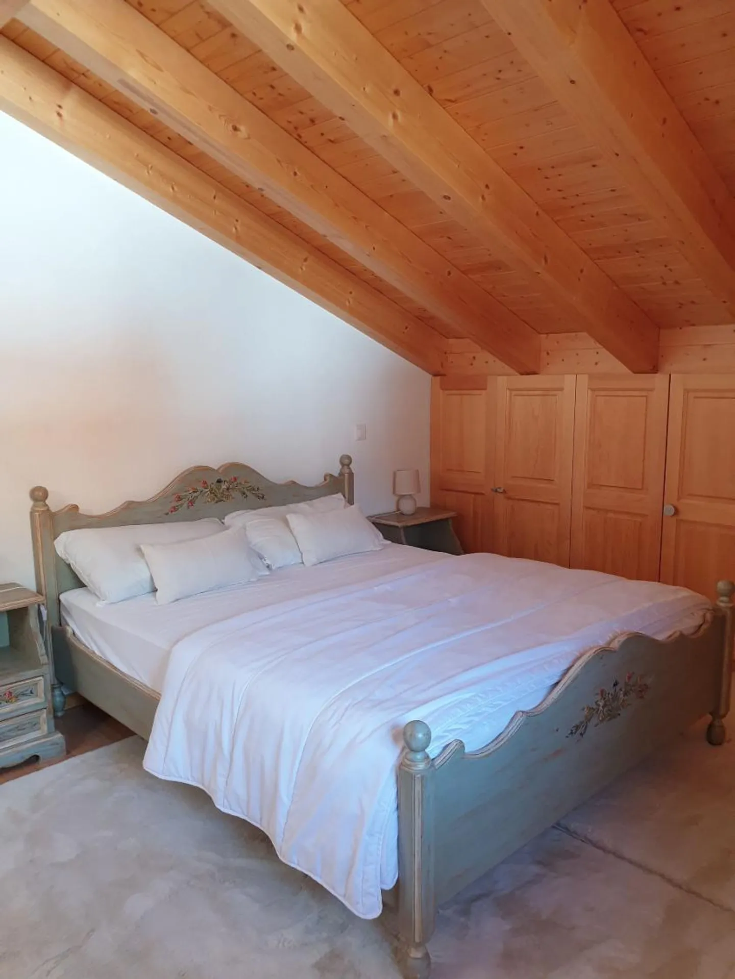 Charming Apartment with Alpine Views - Photo 6 of 13