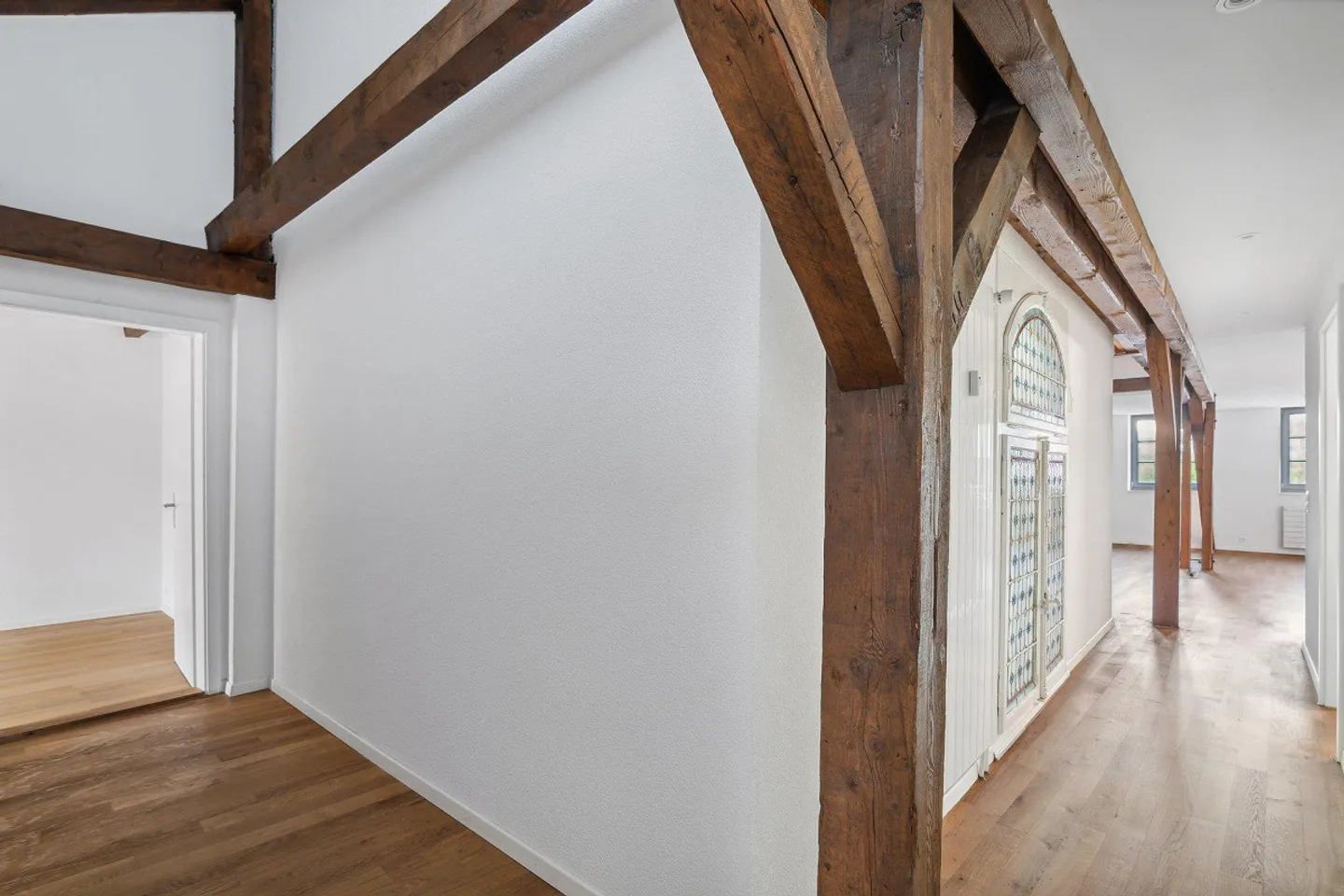 Attractive maisonette apartment with roof terrace for rent - Photo 6 of 8