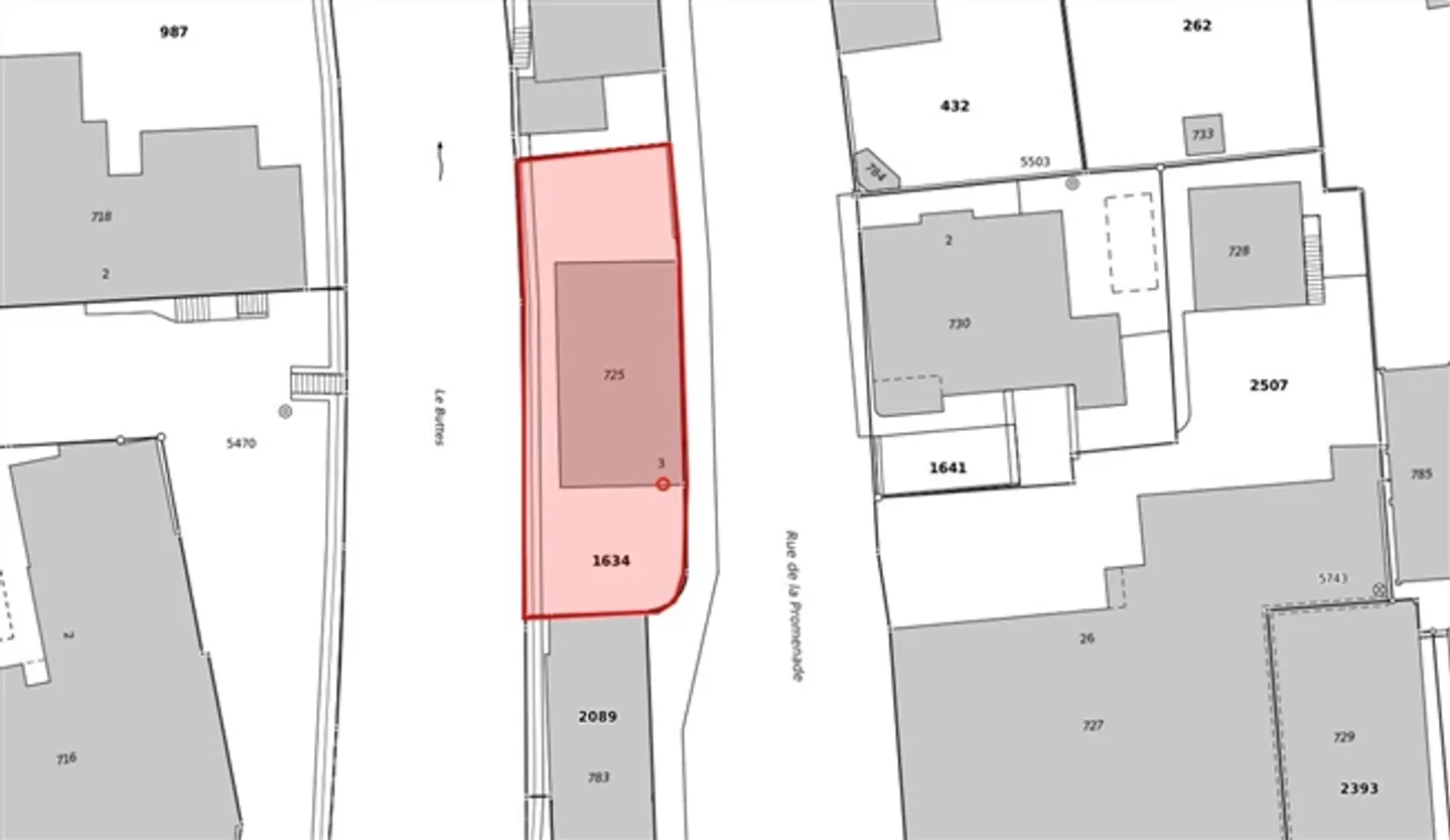 Village House with 6 Rooms Riverbank with Small Garden - Photo 20 of 20