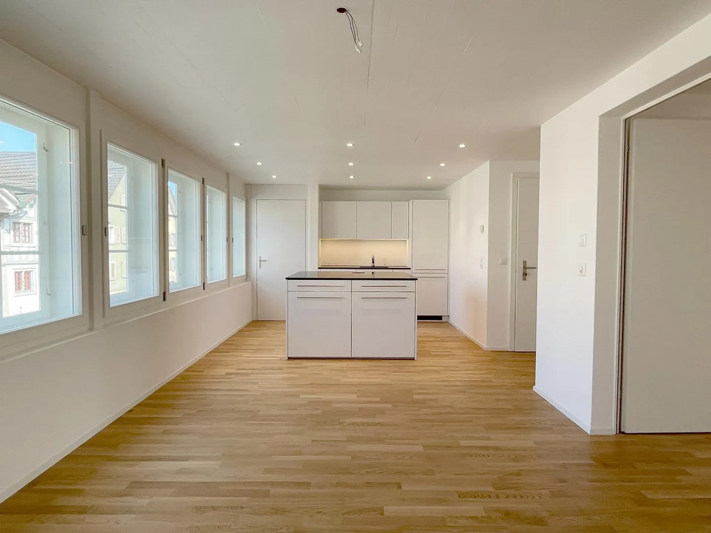 Appartement 3,5 pièces, 2ème étage, première occupation, appartement moderne au cœur de Gossau - Photo 1 sur 11