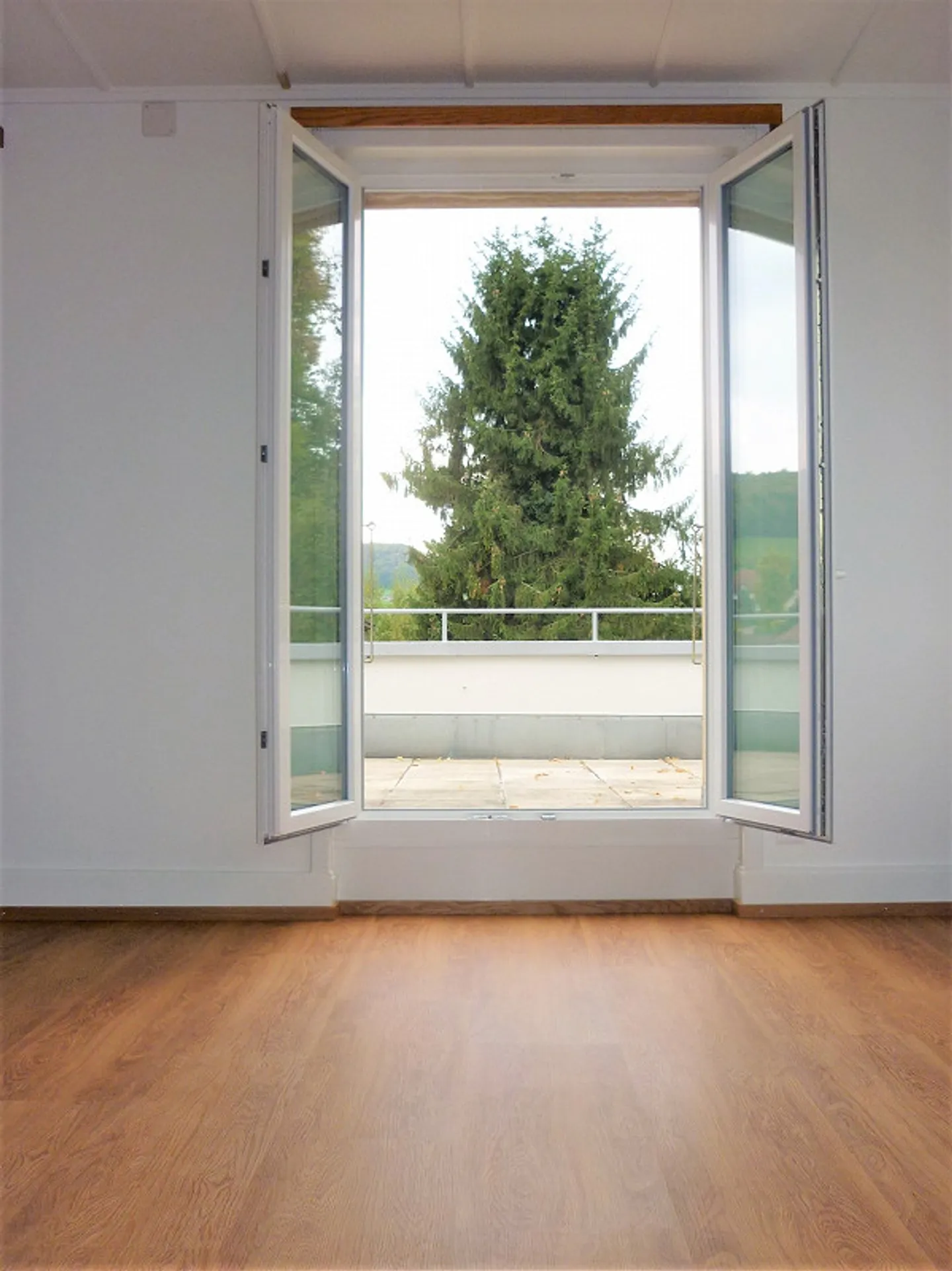 Appartamento 5 locali centrale con grande terrazza - Foto 5 di 12