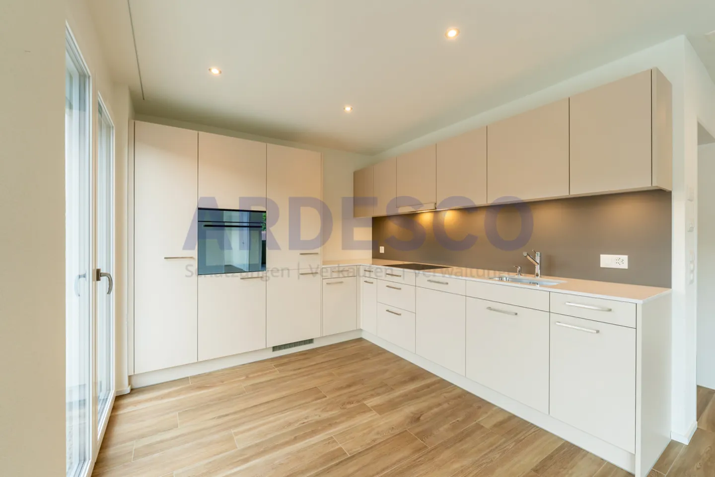 "Here Lives Life" - Photo 3 of 12