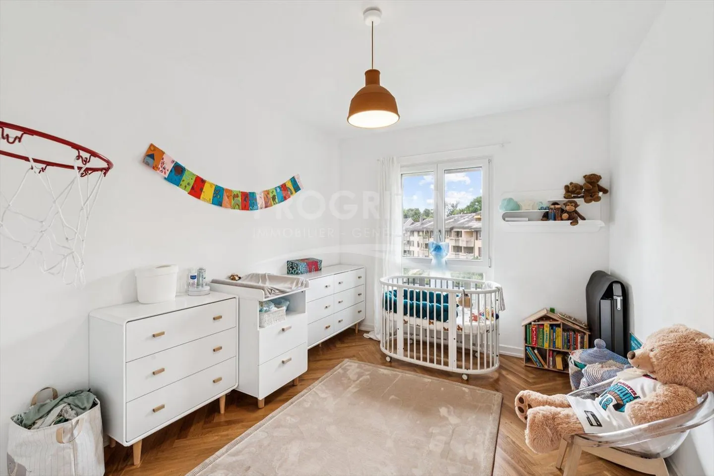 Exclusivity - Magnificent 4-Room Apartment + 1 Office - 3 Parking Spaces - Elevator - Photo 6 of 11