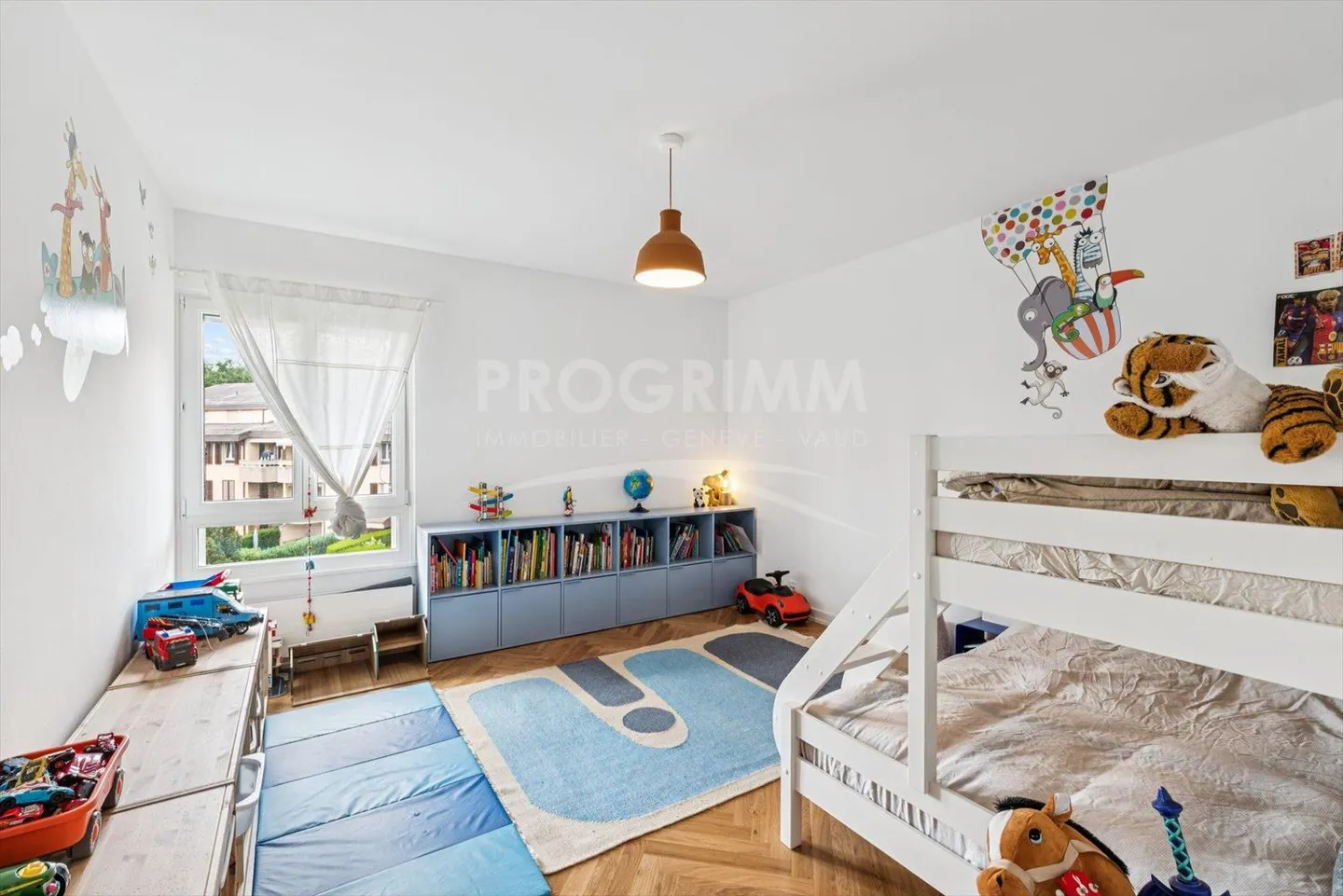Exclusivity - Magnificent 4-Room Apartment + 1 Office - 3 Parking Spaces - Elevator - Photo 7 of 11
