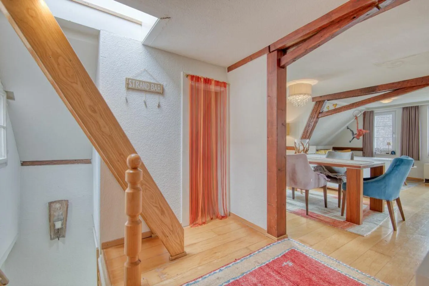 Nel centro del villaggio di Richterswil - 3 appartamenti, terrazza sul tetto e spazio per... - Foto 5 di 15