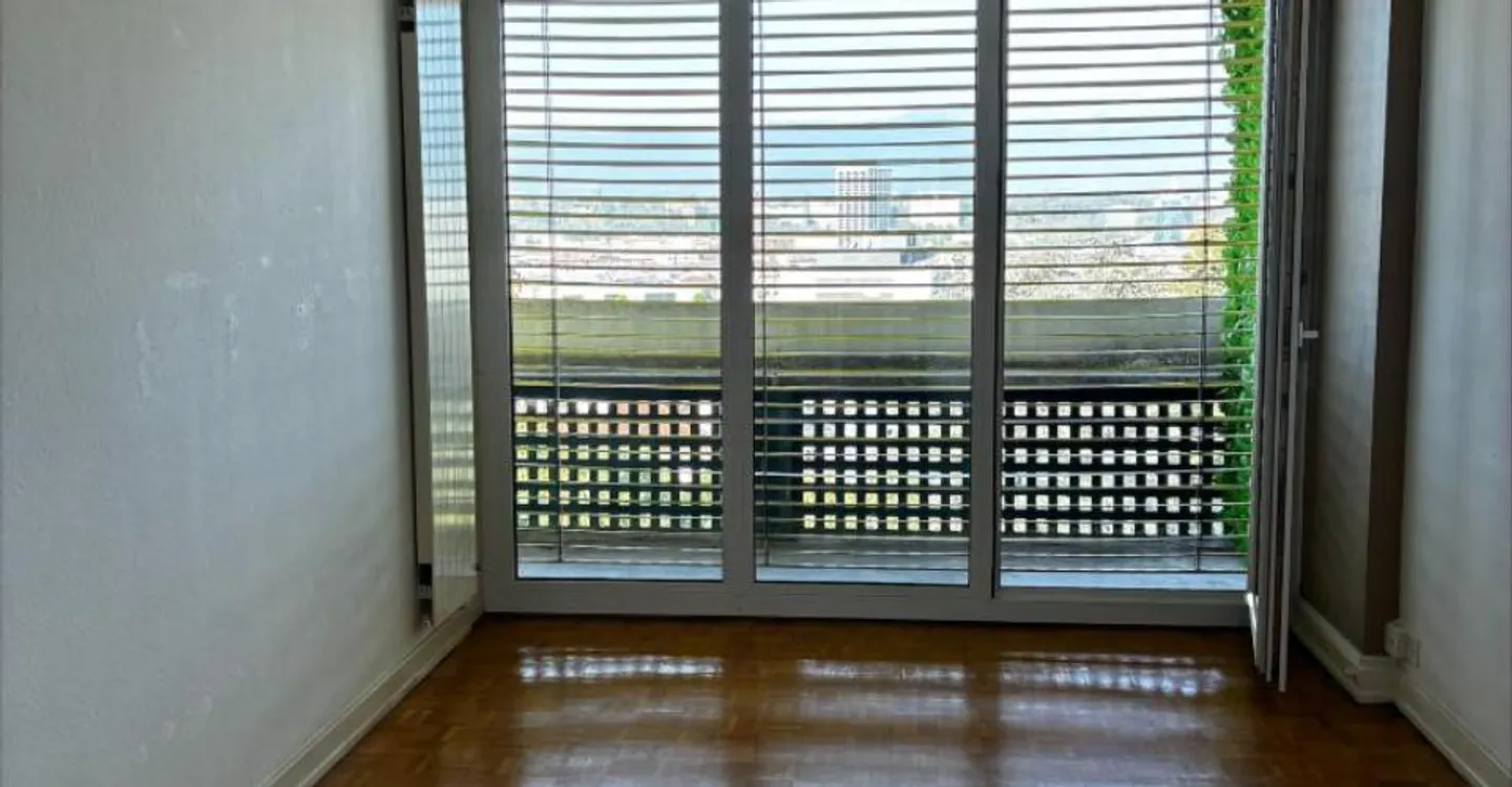 Appartement spacieux en triplex à Champel - Photo 4 sur 9