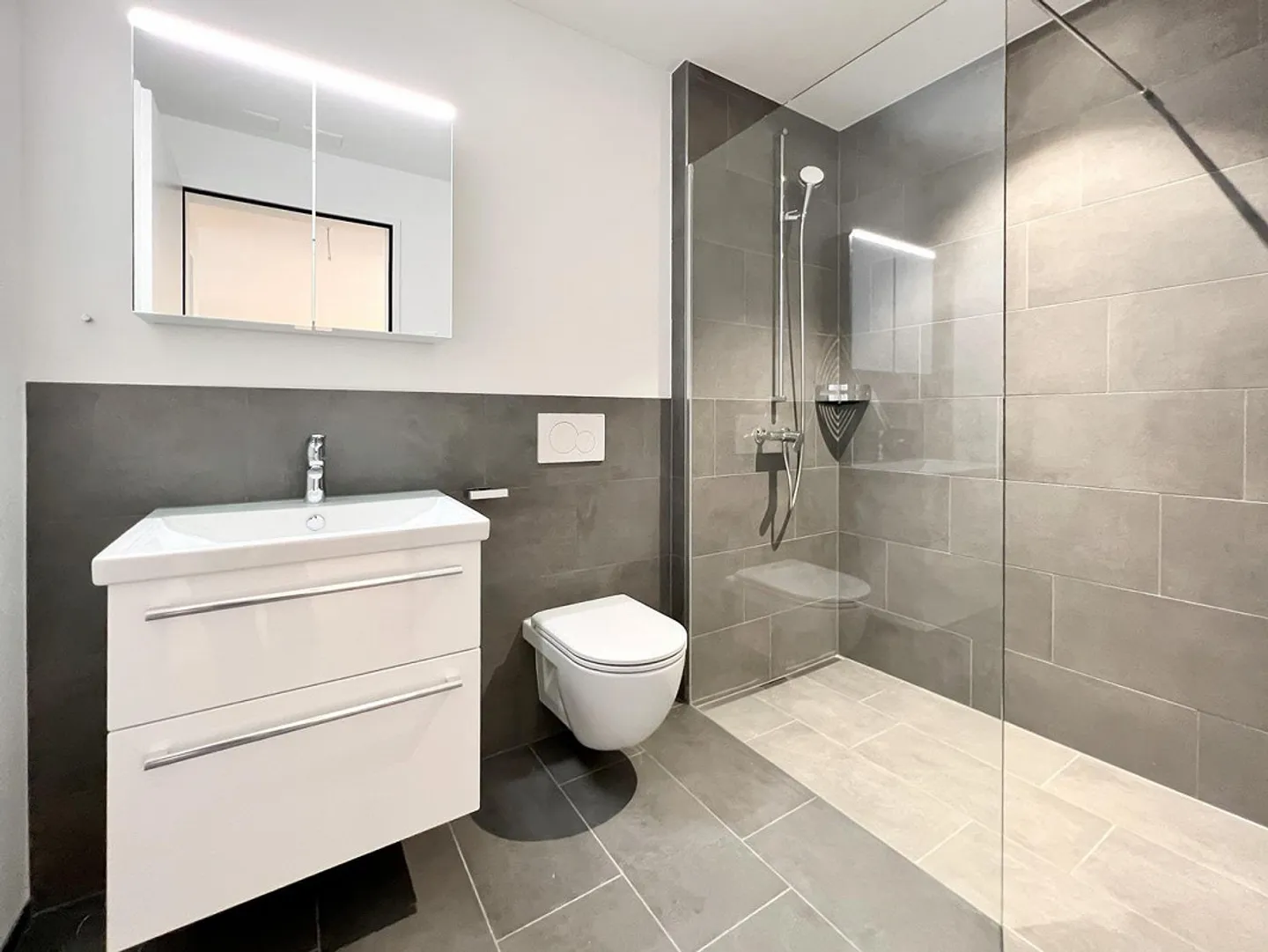 Home sweet Home - Photo 4 of 5