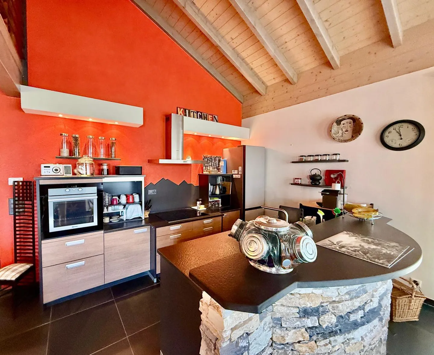 Duplex contemporain avec vue montagne - Photo 3 sur 13