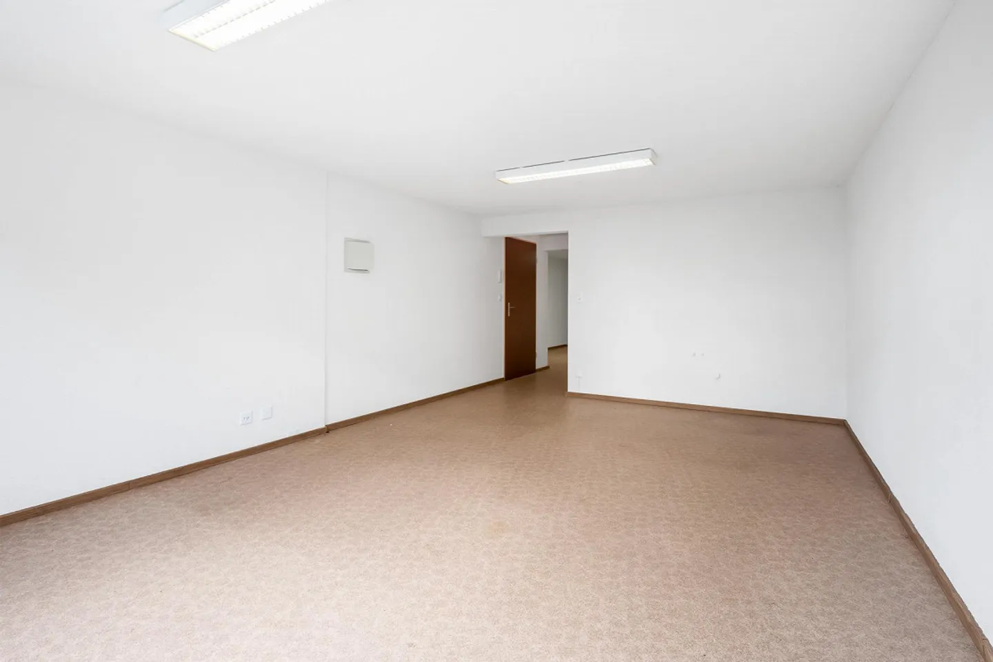 Edificio ad uso misto in affitto - Foto 10 di 10