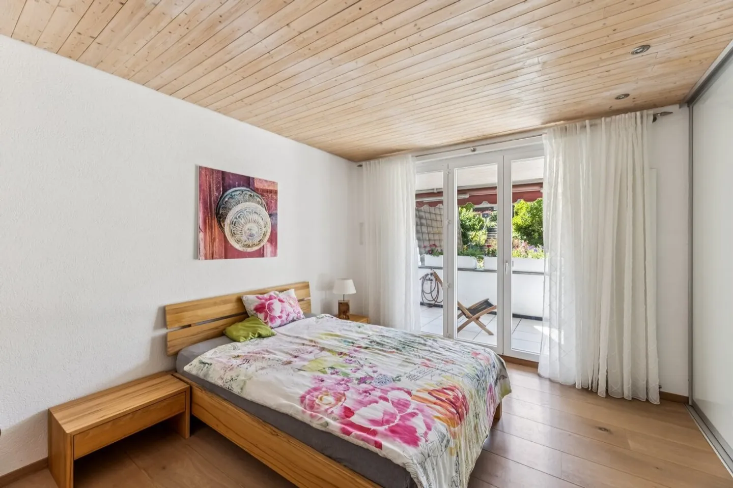 Maison spacieuse avec beau jardin - Photo 4 sur 7