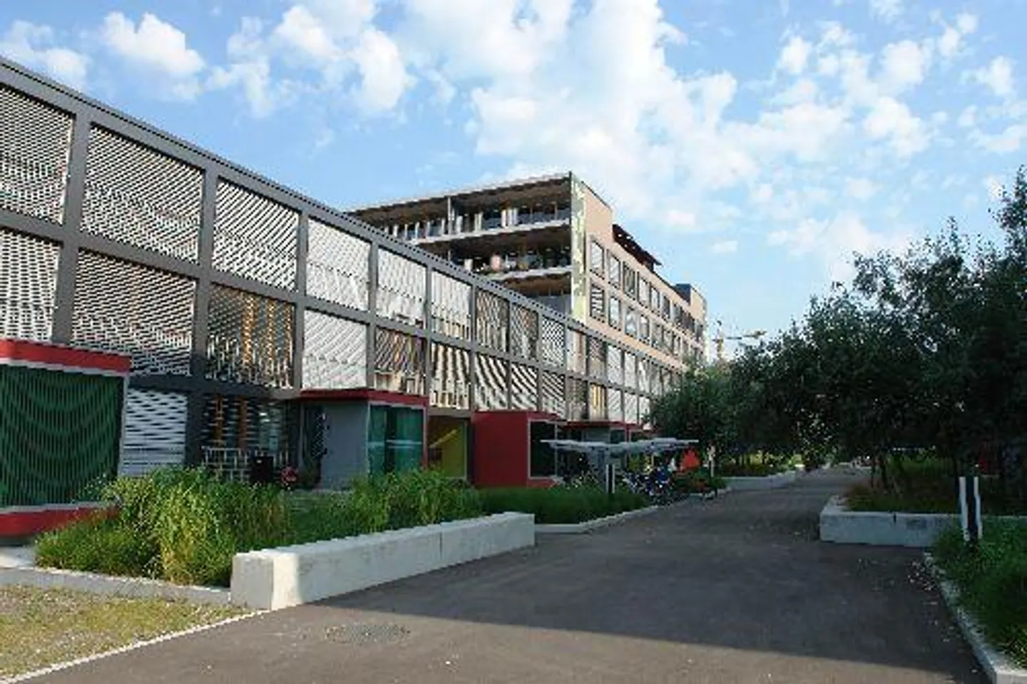 Grosszügige Wohnung in toller Lage - Foto 1 von 7