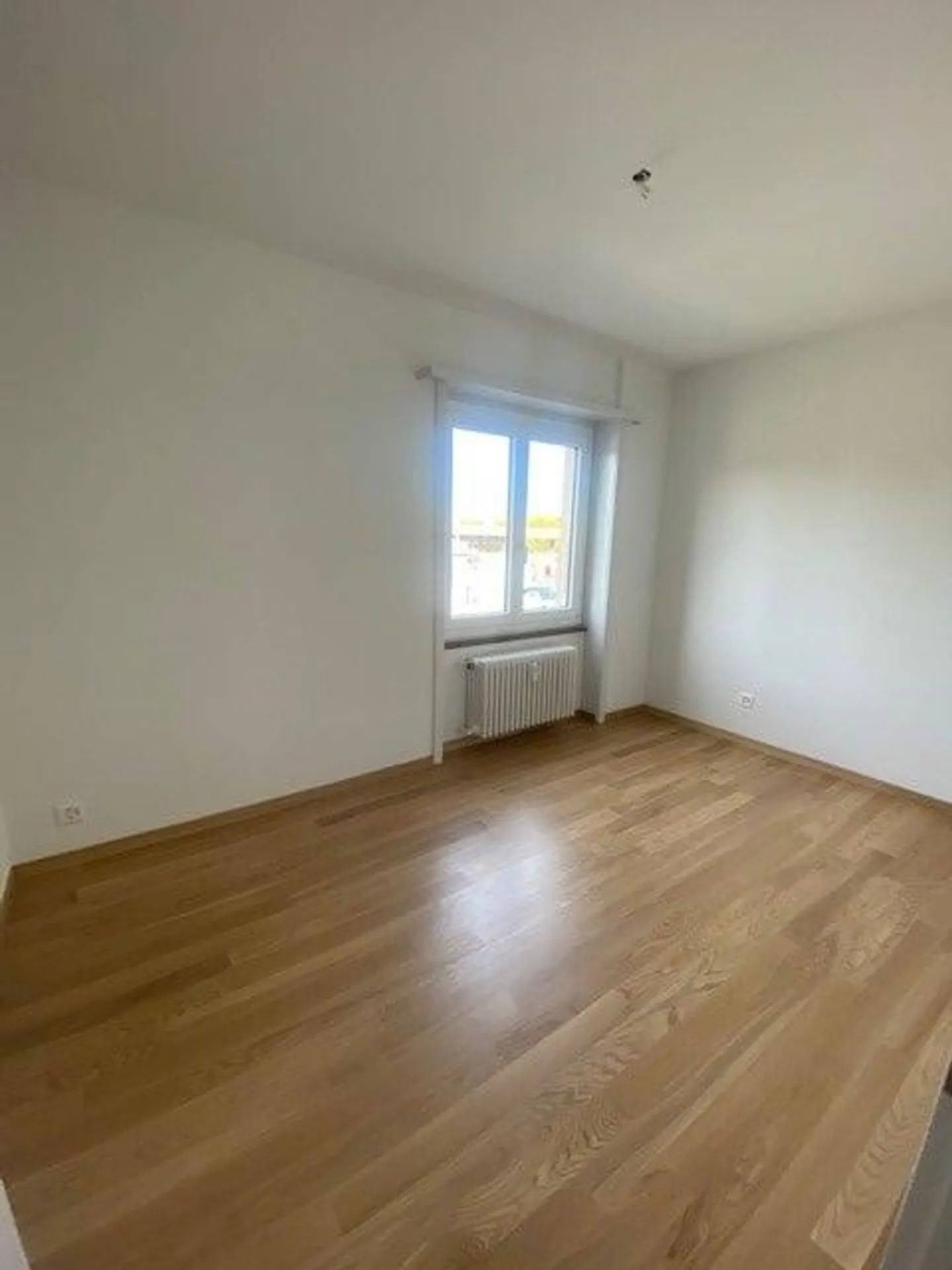 Beautiful 3-room apartment with garden seating area - Photo 3 of 6