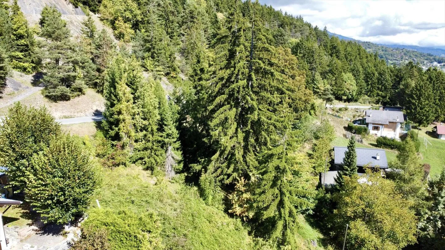 Chalet hors plan sur les hauteurs de Savièse - Photo 3 sur 6