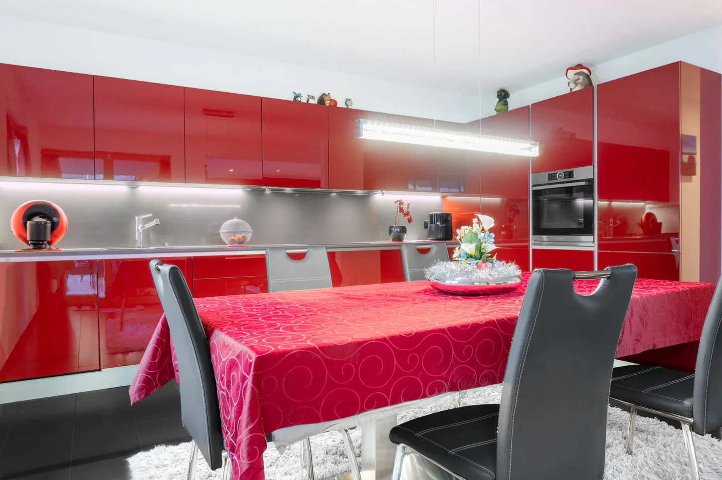 Solide 893 m³ Raumvolumen, Licht und Natur - Foto 16 von 36