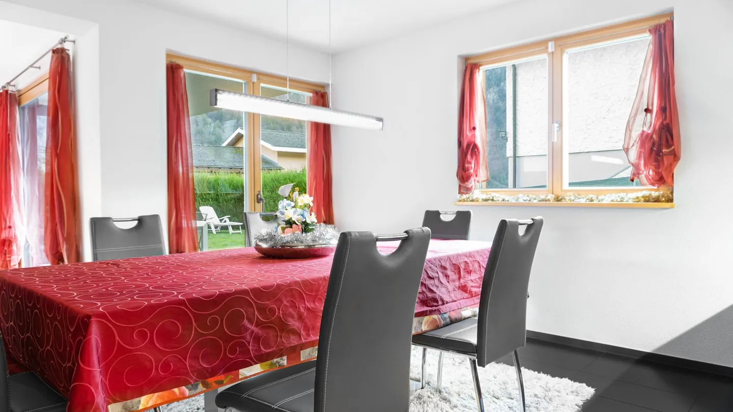 Solide 893 m³ Raumvolumen, Licht und Natur - Foto 17 von 36