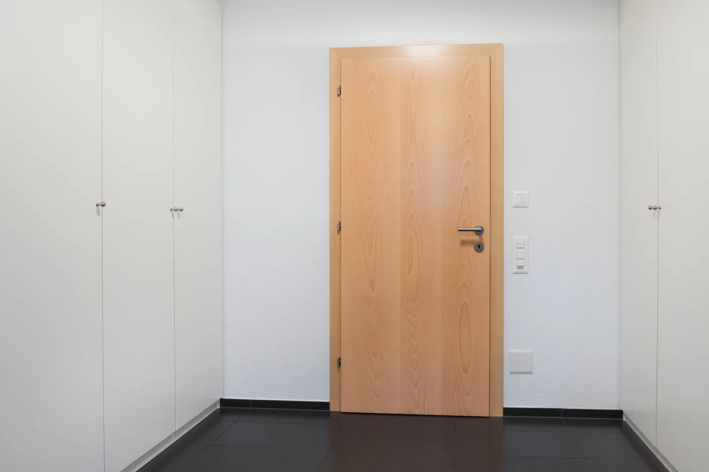 Solide 893 m³ Raumvolumen, Licht und Natur - Foto 20 von 36