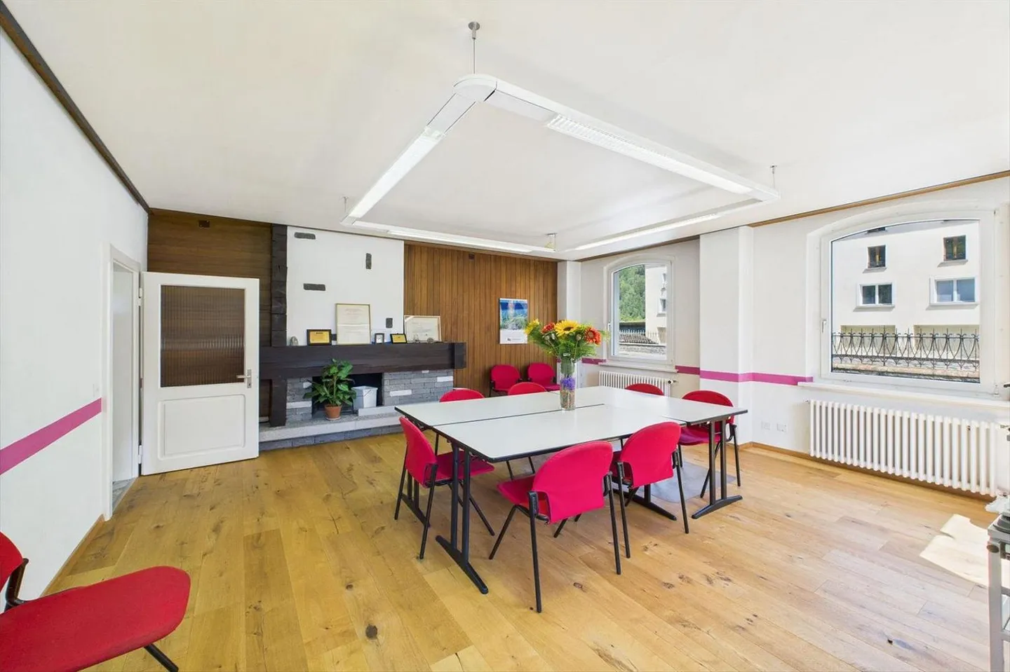 Quinto VN 119001001-2908 | Immeuble multifamilial / Bien d'investissement dans une élégante villa historique - Photo 4 sur 13