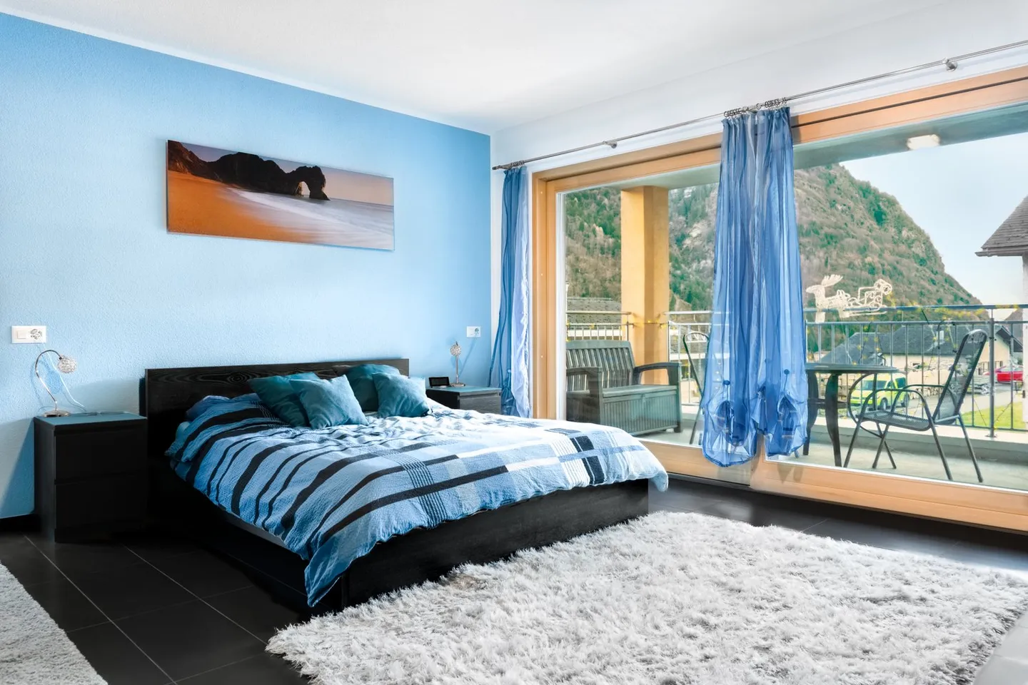 Solide 893 m³ Raumvolumen, Licht und Natur - Foto 32 von 36