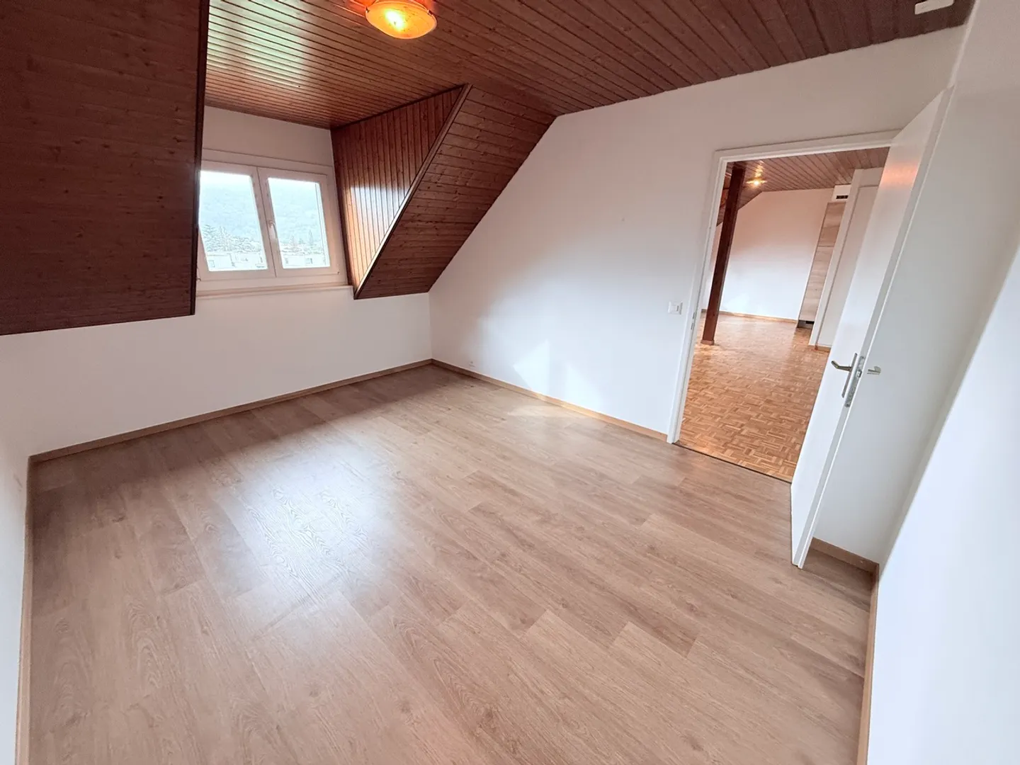 Charmante Wohnung in Bex - Foto 8 von 9