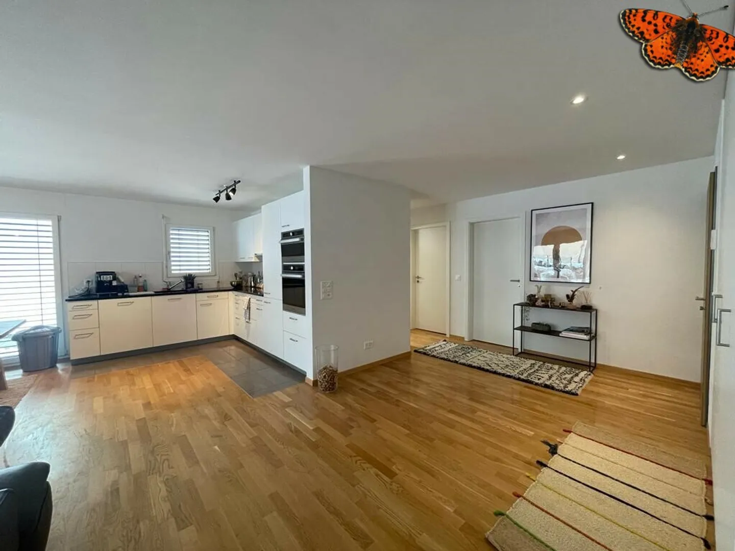 APPARTAMENTO DI 4 LOCALI CON BEL BALCONE! - Foto 1 di 9