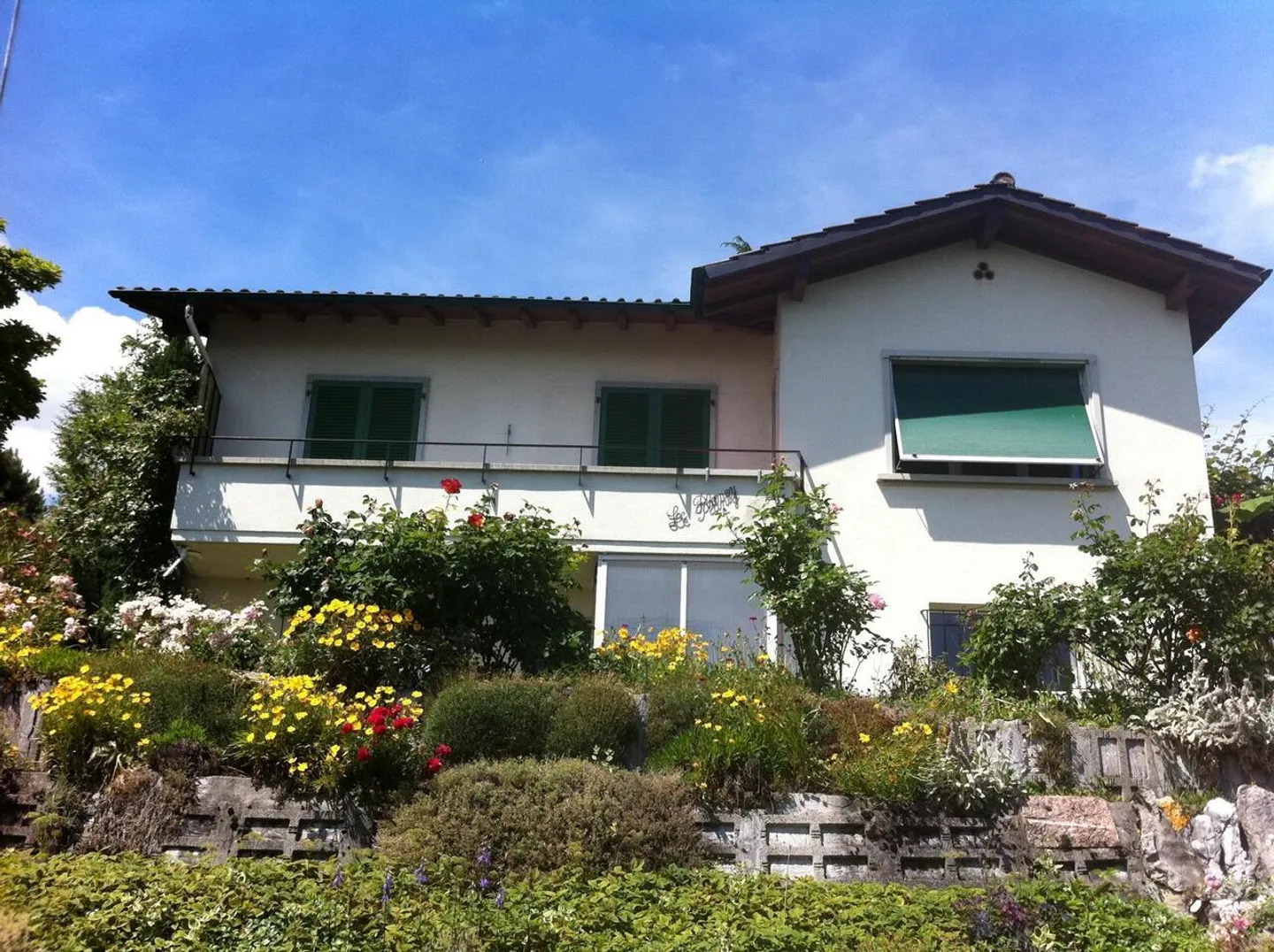 Room for rent in a detached villa on the ground floor. Quiet. - Photo 1 of 6