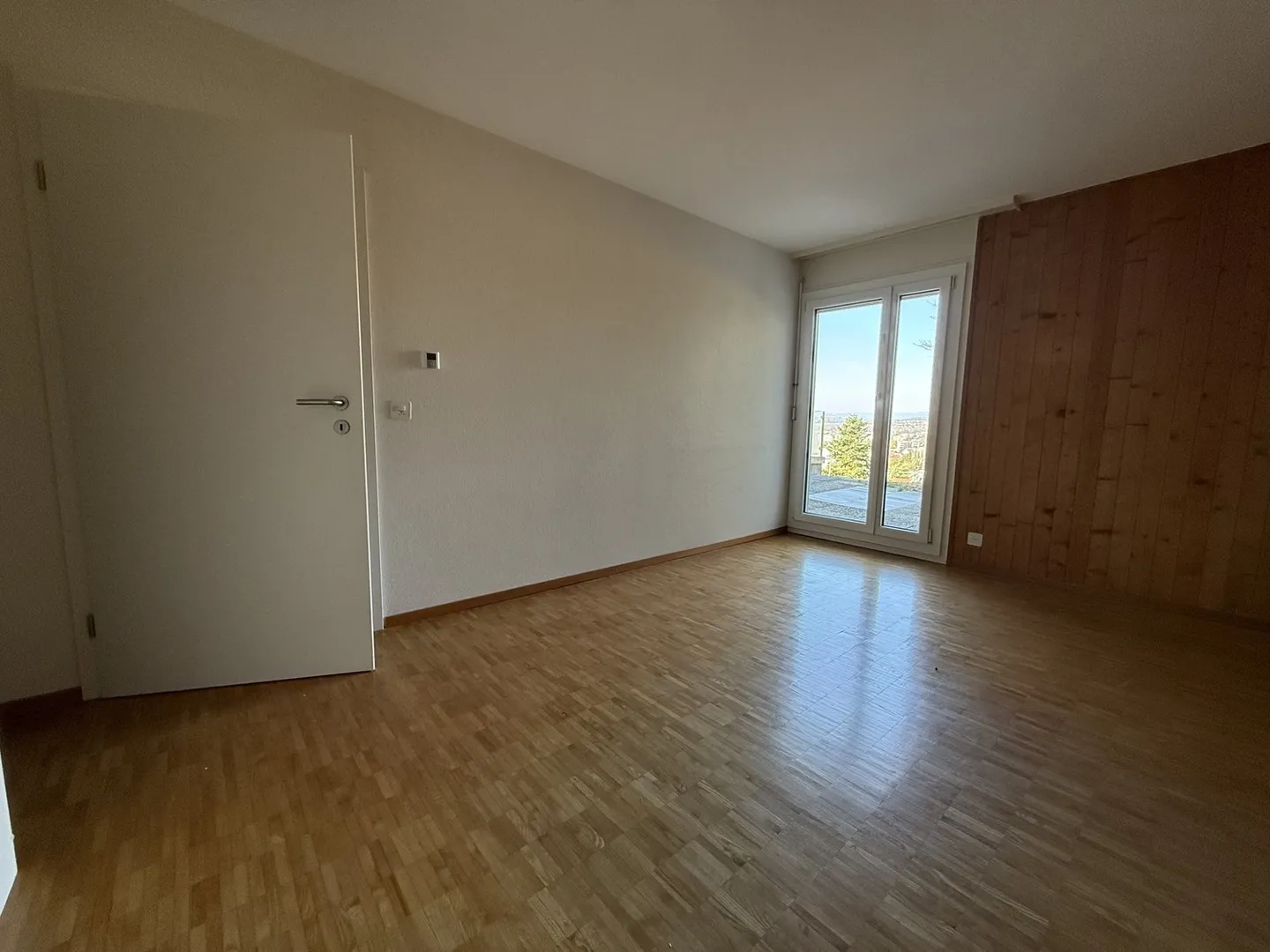 Magnificent terraced house with panoramic view - Photo 4 of 8