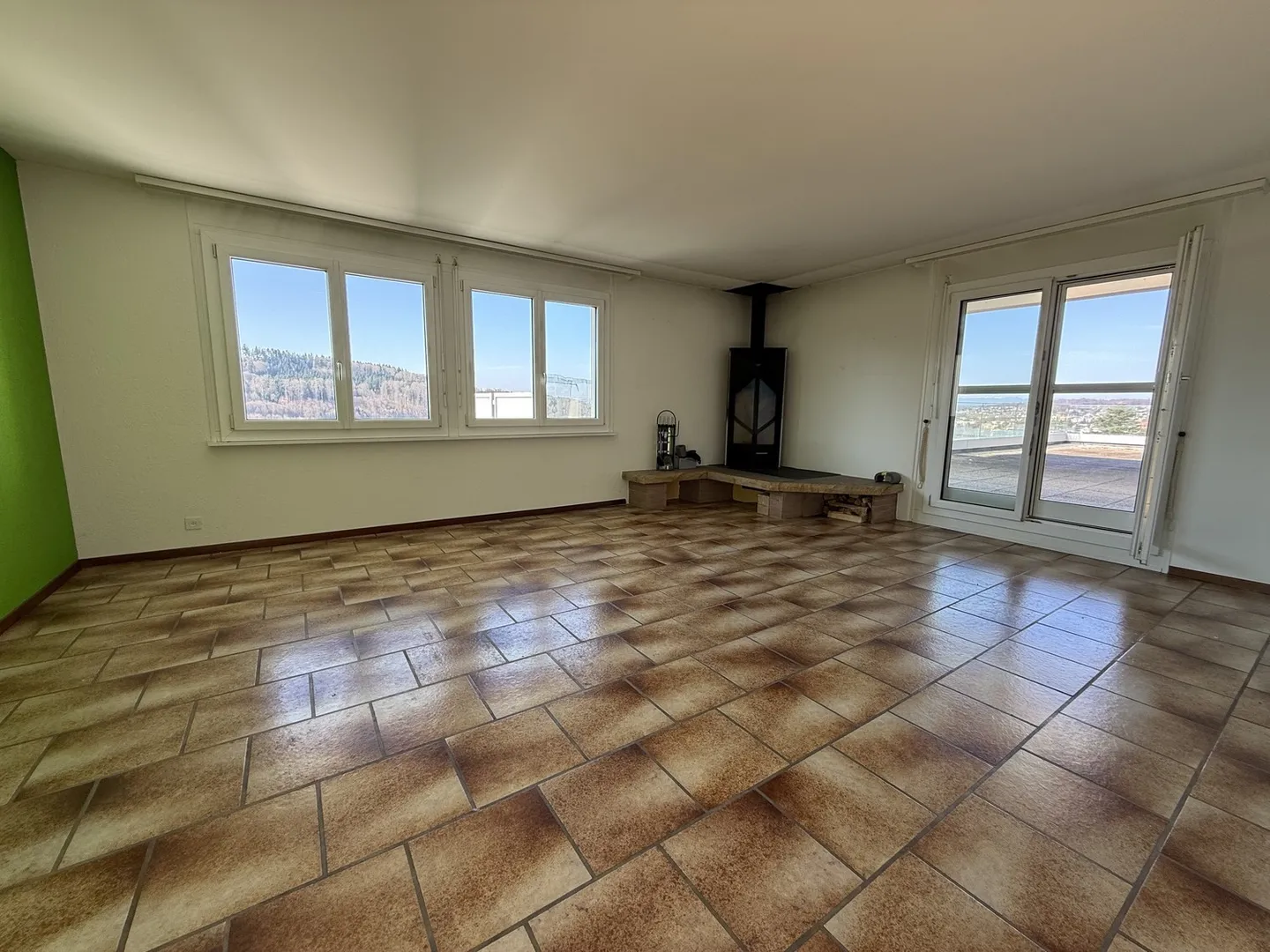 Magnificent terraced house with panoramic view - Photo 3 of 8