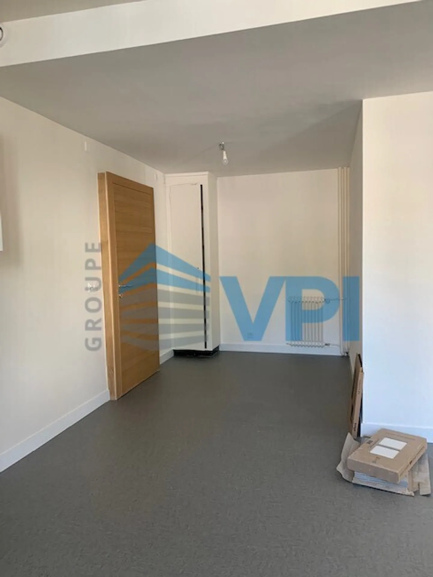 Appartement moderne de 2,5 pièces dans un immeuble villageois - Photo 7 sur 7