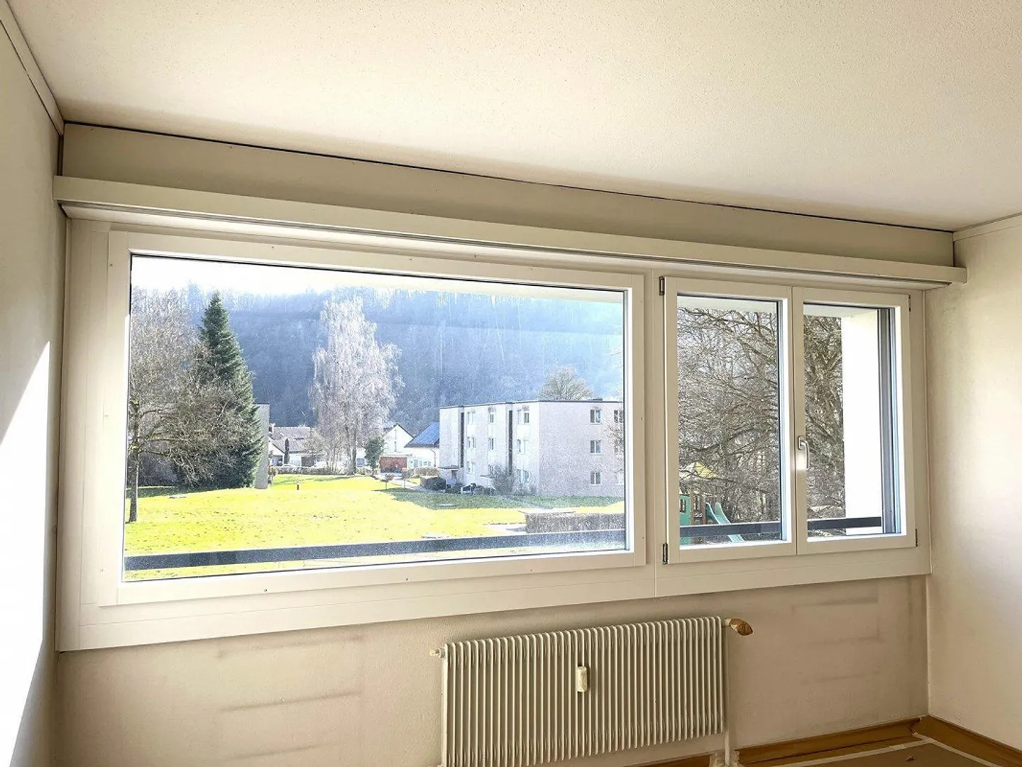 Ampio appartamento di 2,5 stanze con vista! - Foto 7 di 13