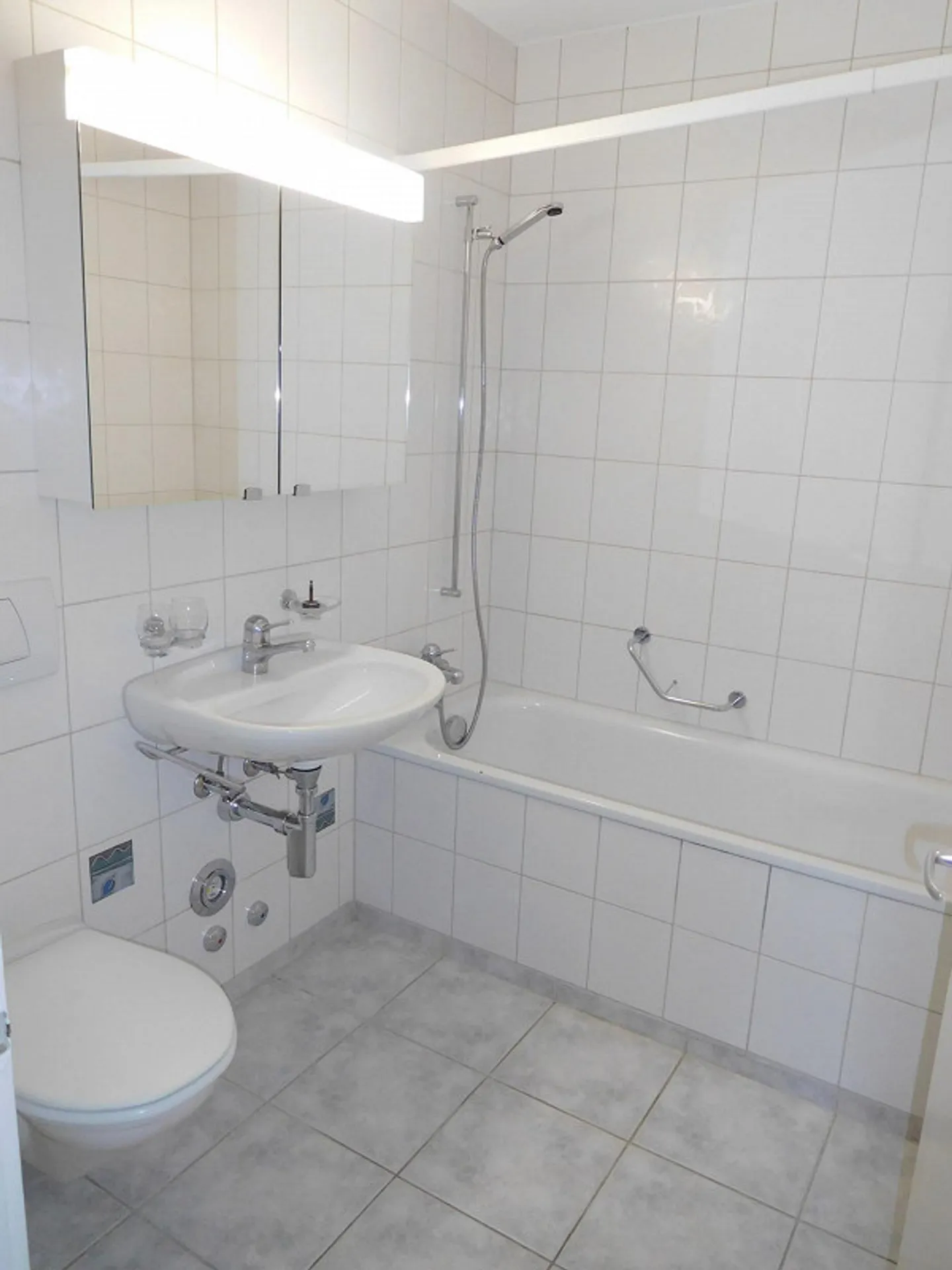Ampio appartamento di 2,5 stanze con vista! - Foto 9 di 13