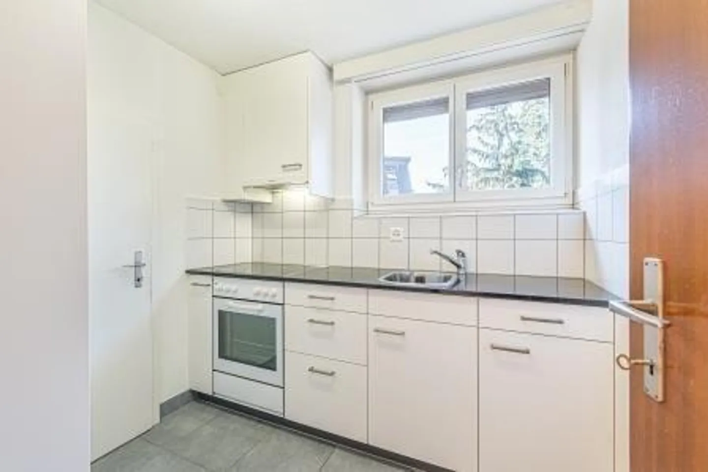 Appartamento spazioso cerca nuovo inquilino - Foto 2 di 7