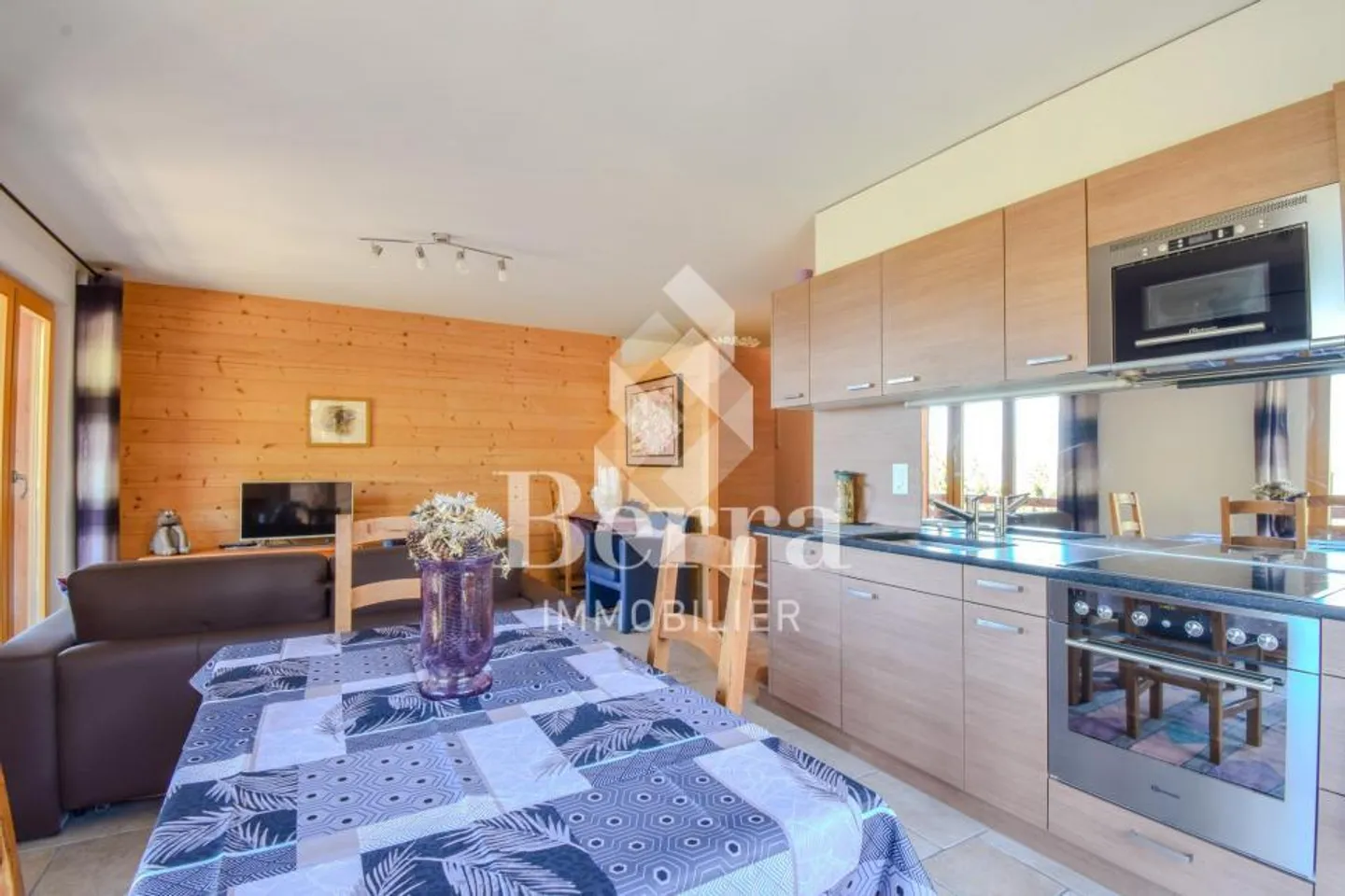 Colpo di fulmine per questo appartamento luminoso di 3,5 stanze! Possibile residenza secondaria - Foto 5 di 13